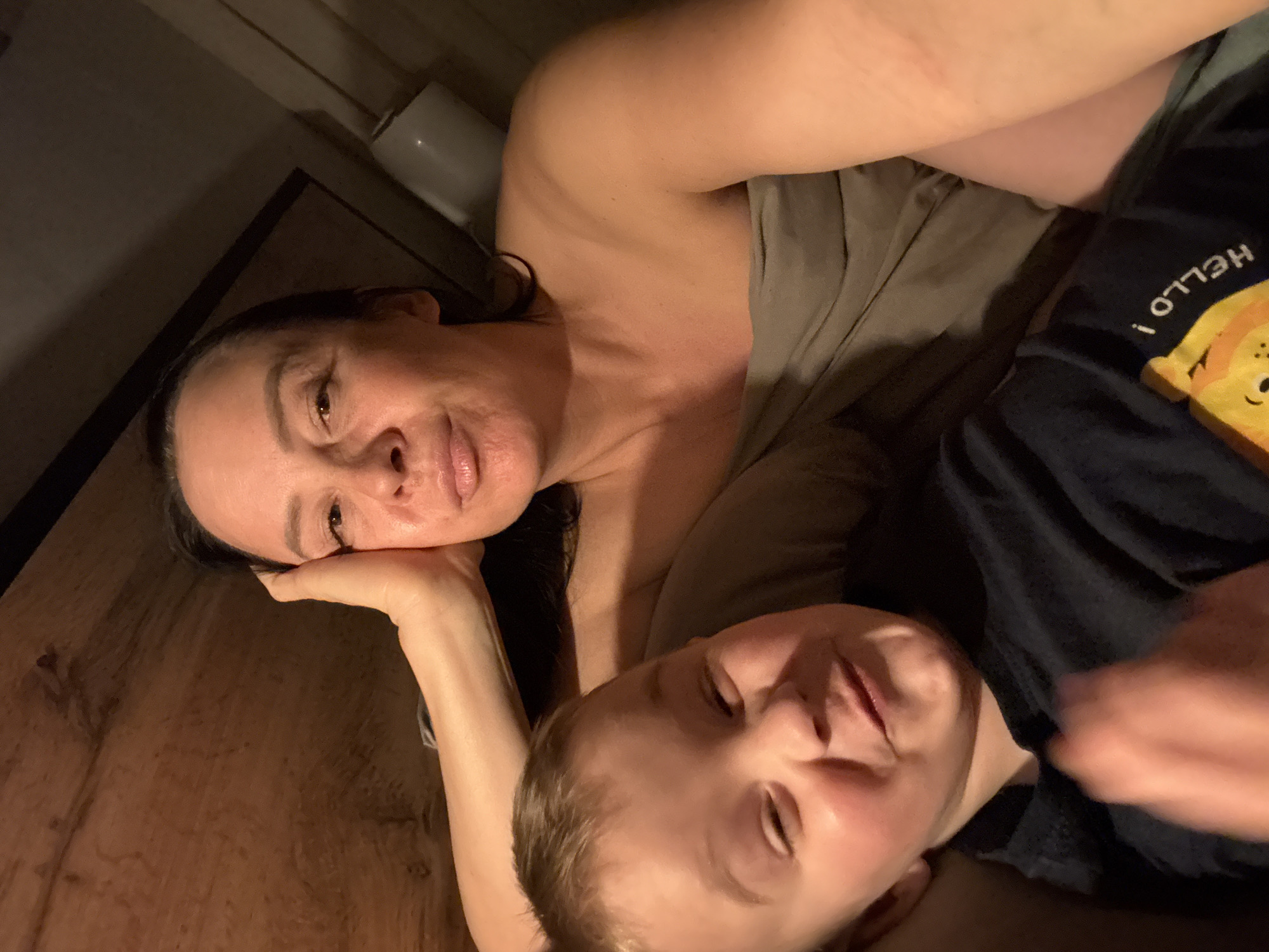 Family moments captured in Chaikovsky home during afternoon hours