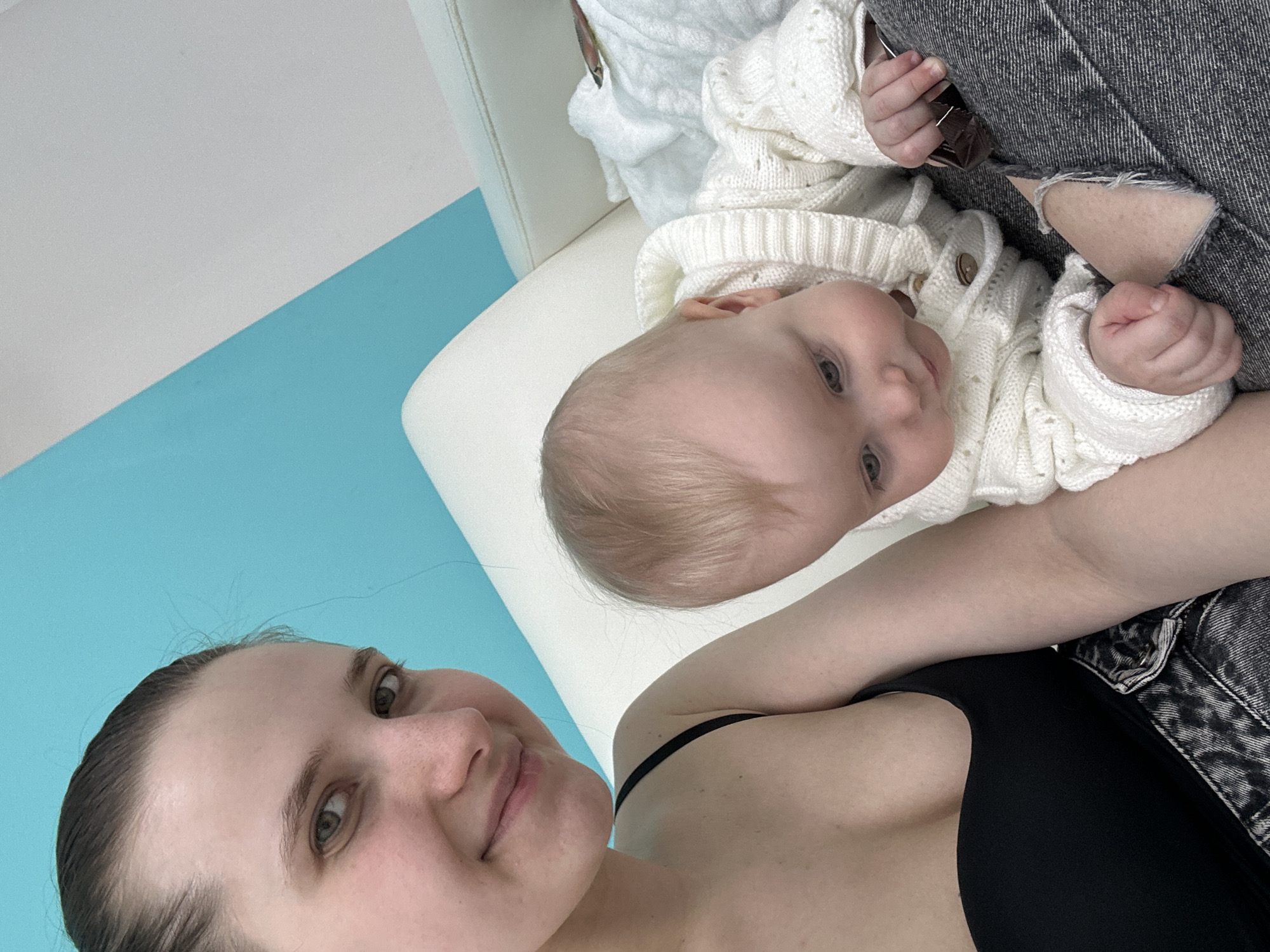 Mother and baby's afternoon wellness visit in Moscow