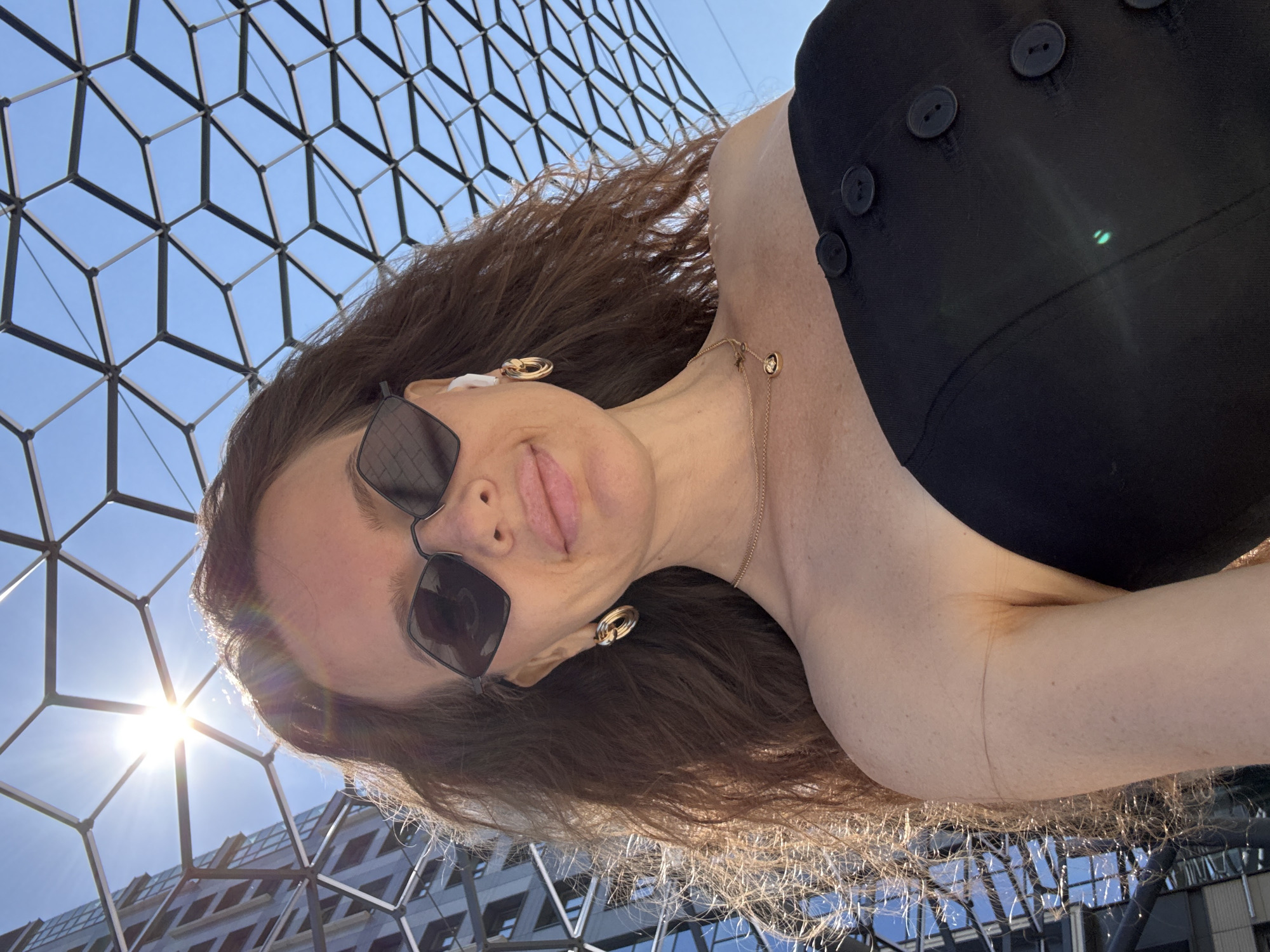 Geometric canopy at Moscow Polytechnic Museum draws attention