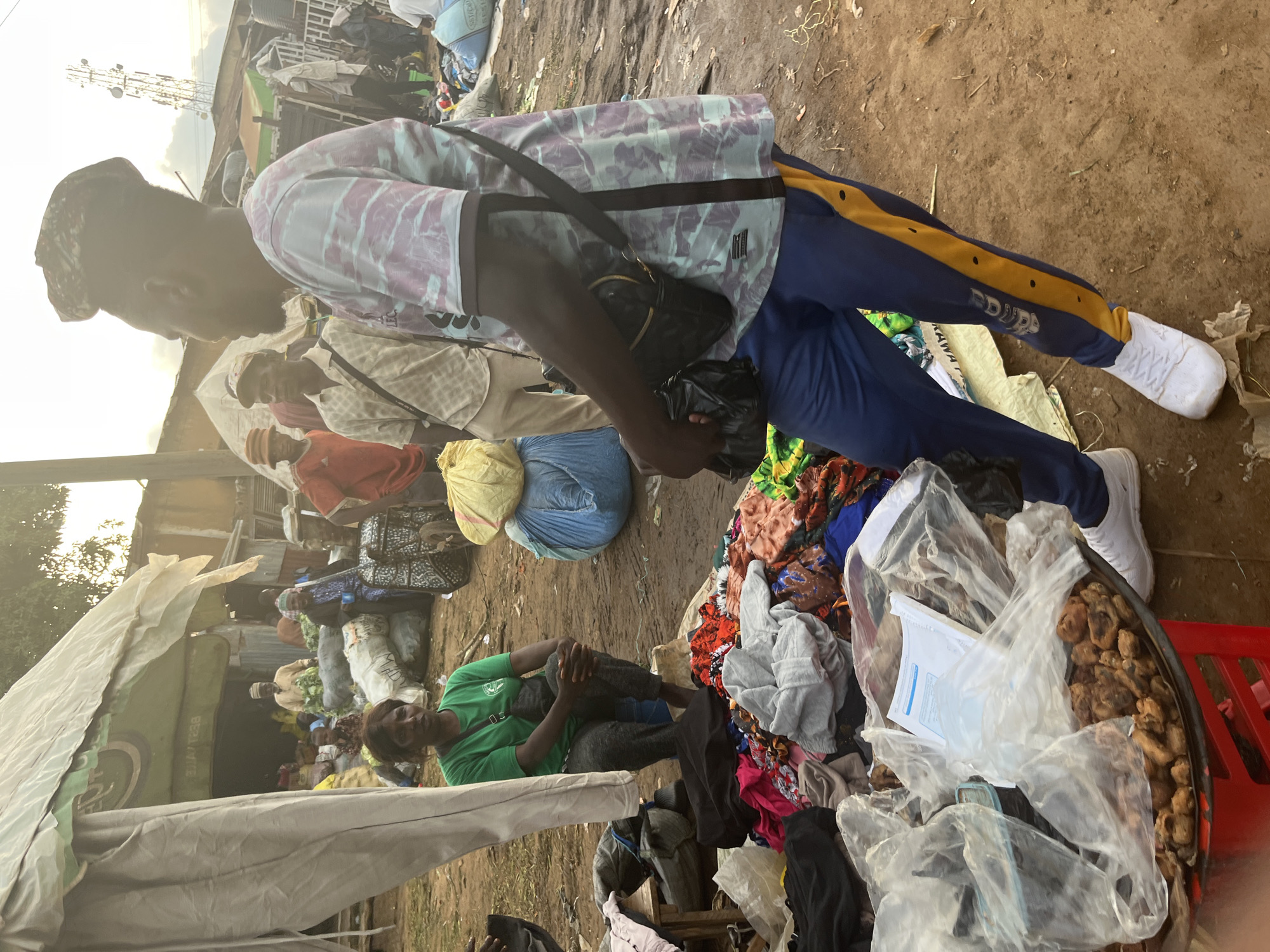 Daily Market Life Unfolds in Gura Top, Nigeria