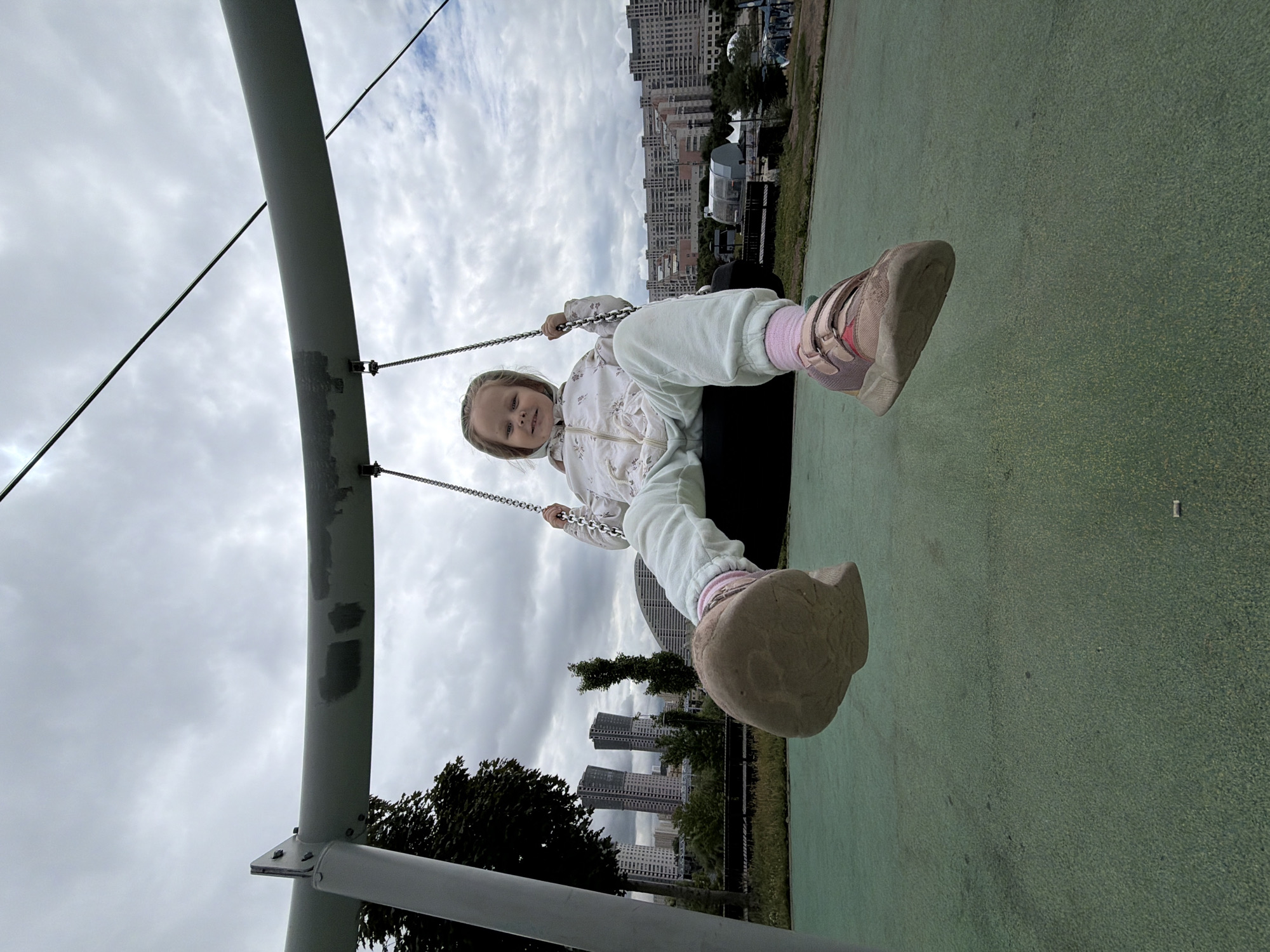 Relaxed morning at Khimki Pond with ducks, swings, and snacks