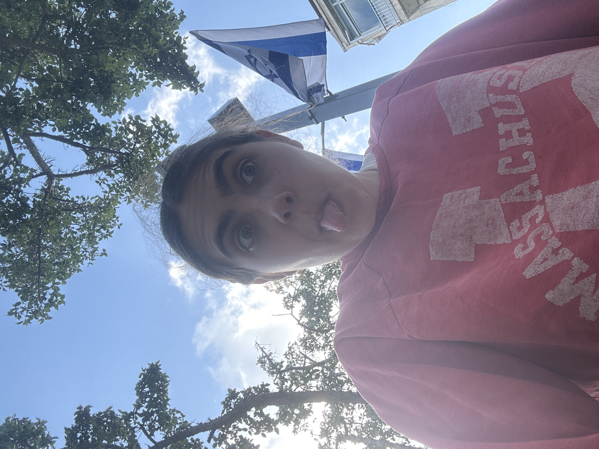 Casual afternoon moments across Tel Aviv public spaces