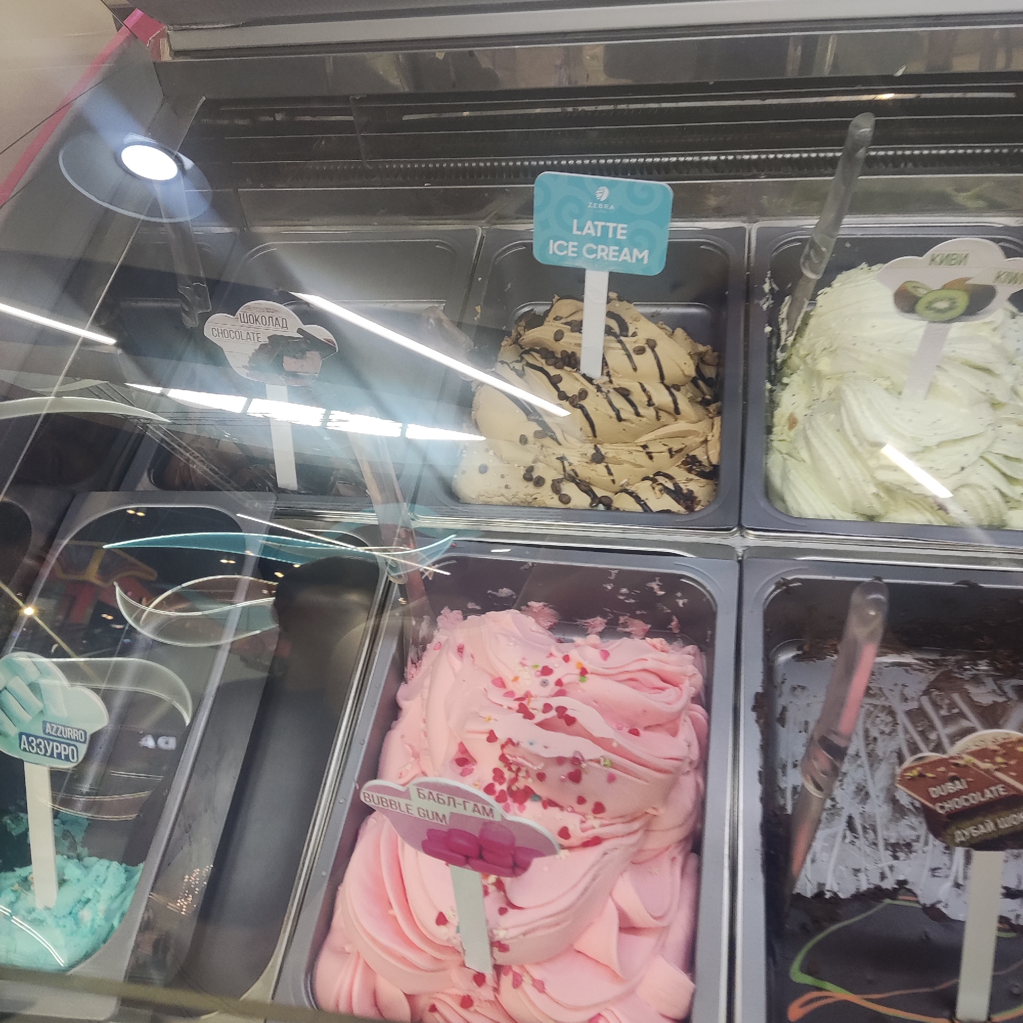 Ordinary shopping mall activities documented in Ekibastuz, Kazakhstan