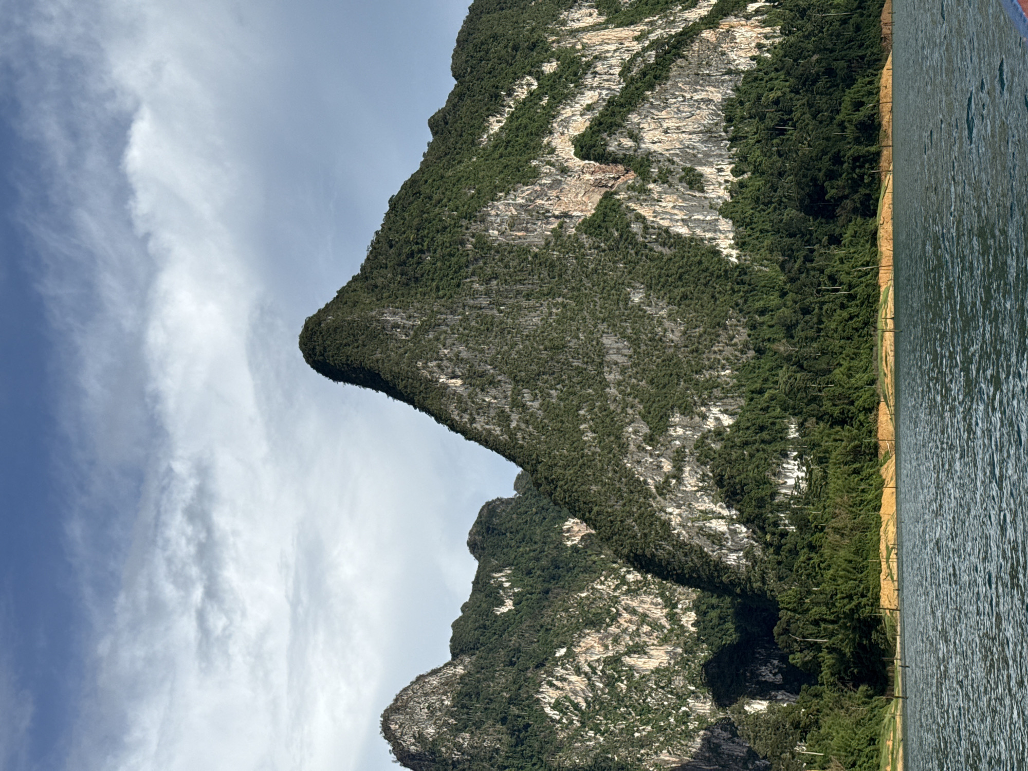 Karst peaks and calm waters at Khao Phang