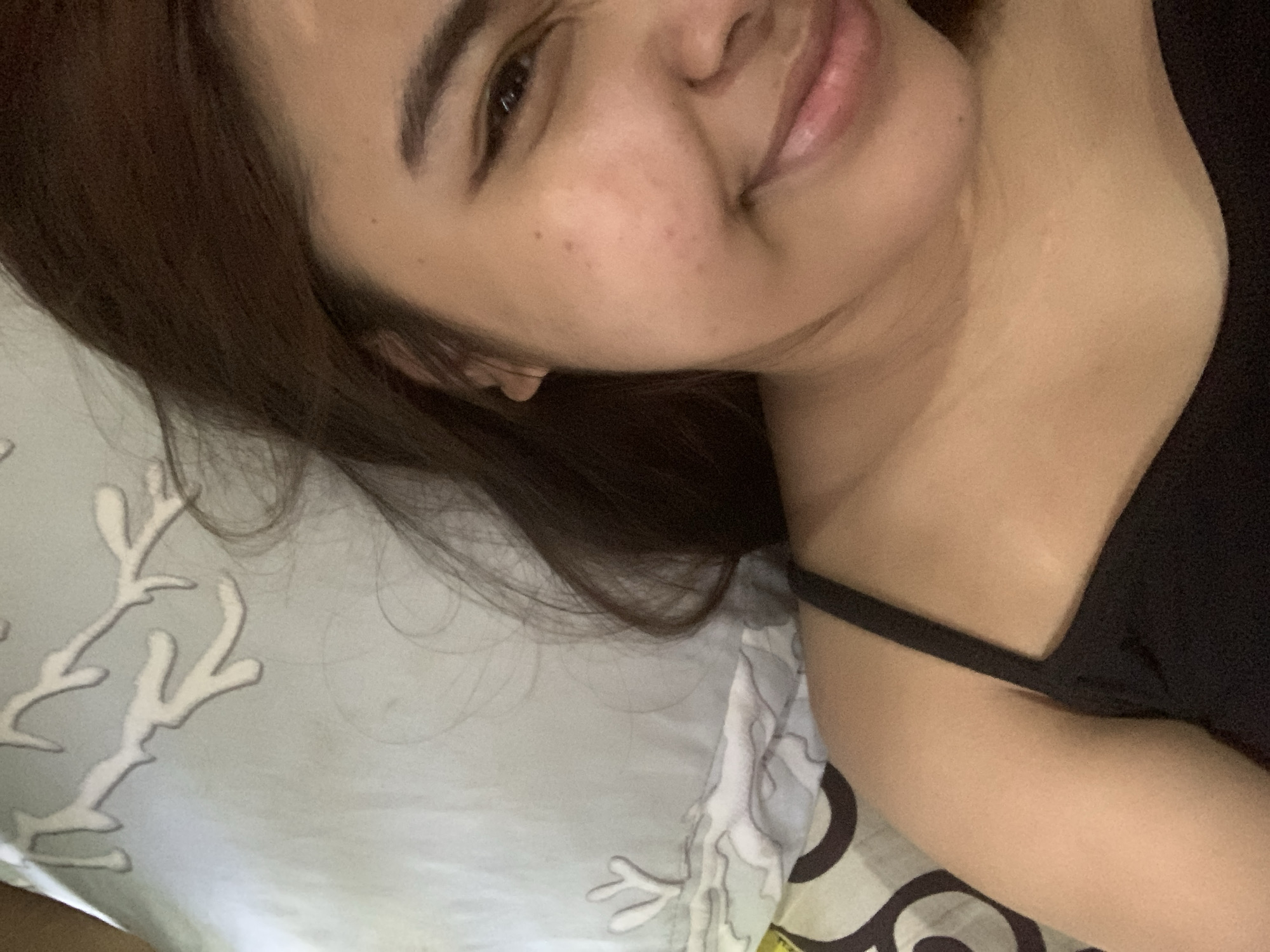 Back-to-back bedroom selfies in Davao City