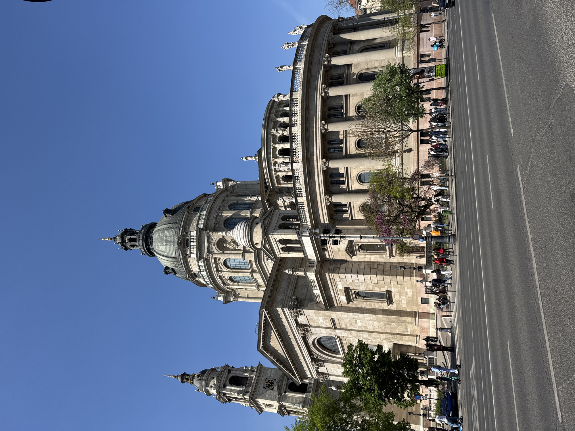 Morning scenes captured around St. Stephen's Basilica, Budapest