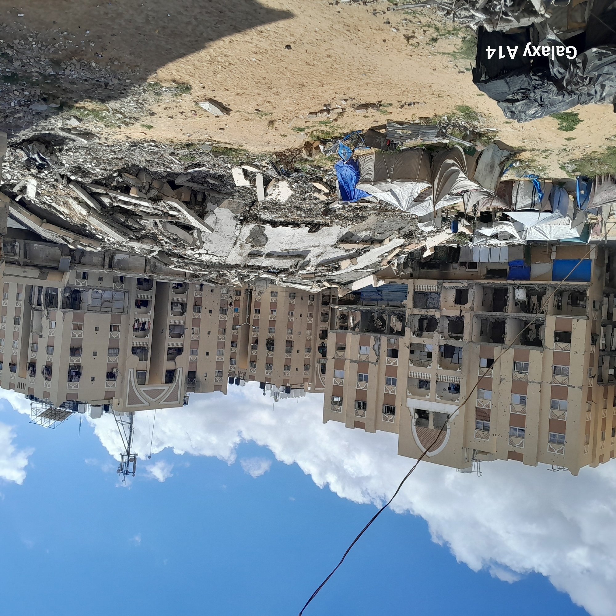 Khan Yunis shows war damage, refugee camps, water distribution