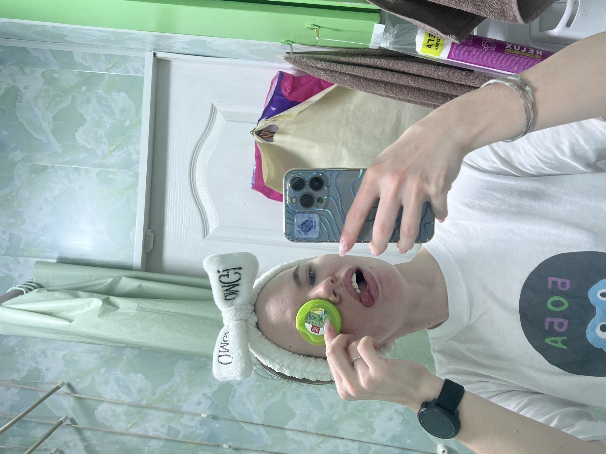 Morning routine selfies and daily life captured in Chaikovsky