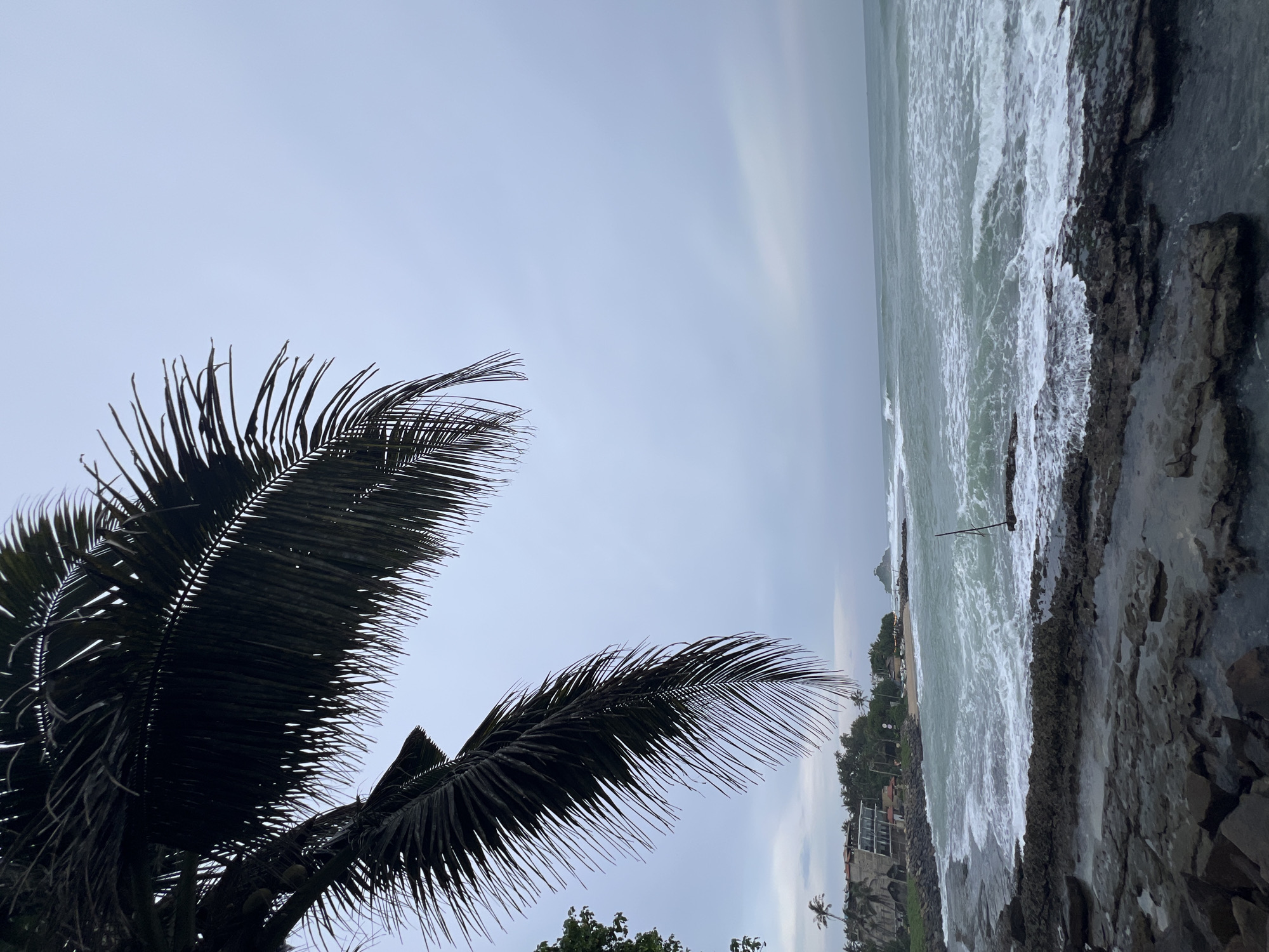 Rough seas documented along Sri Lankan coast near Goviyapana