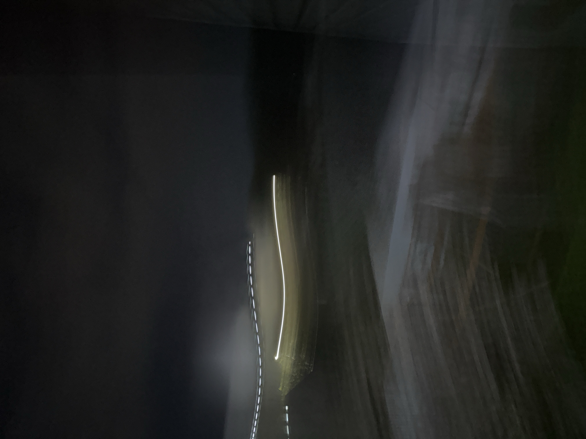 Nighttime light trails and residential scenes captured in Nizhny Novgorod