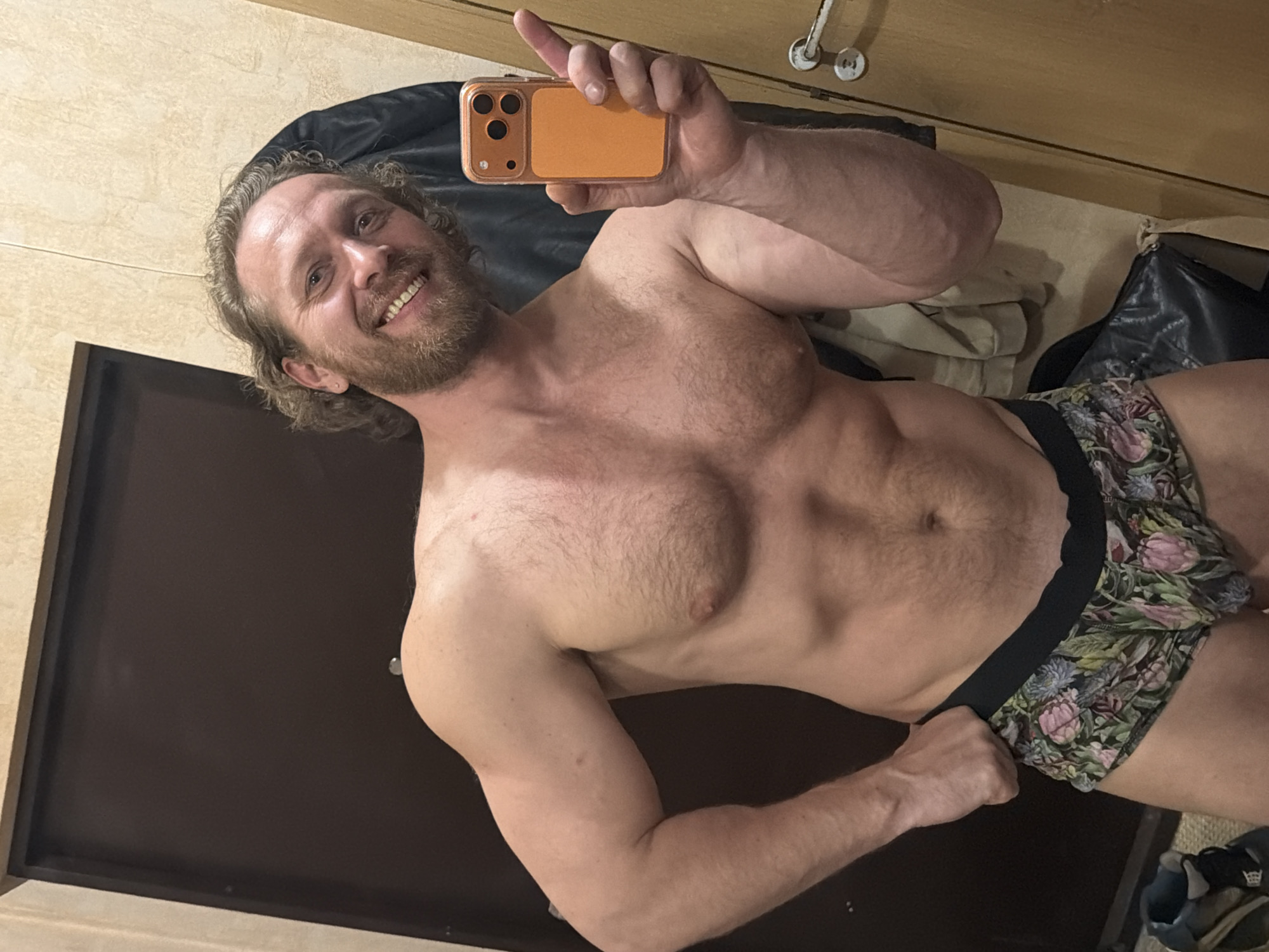 Man takes selfies with pet chihuahua in Saint Petersburg