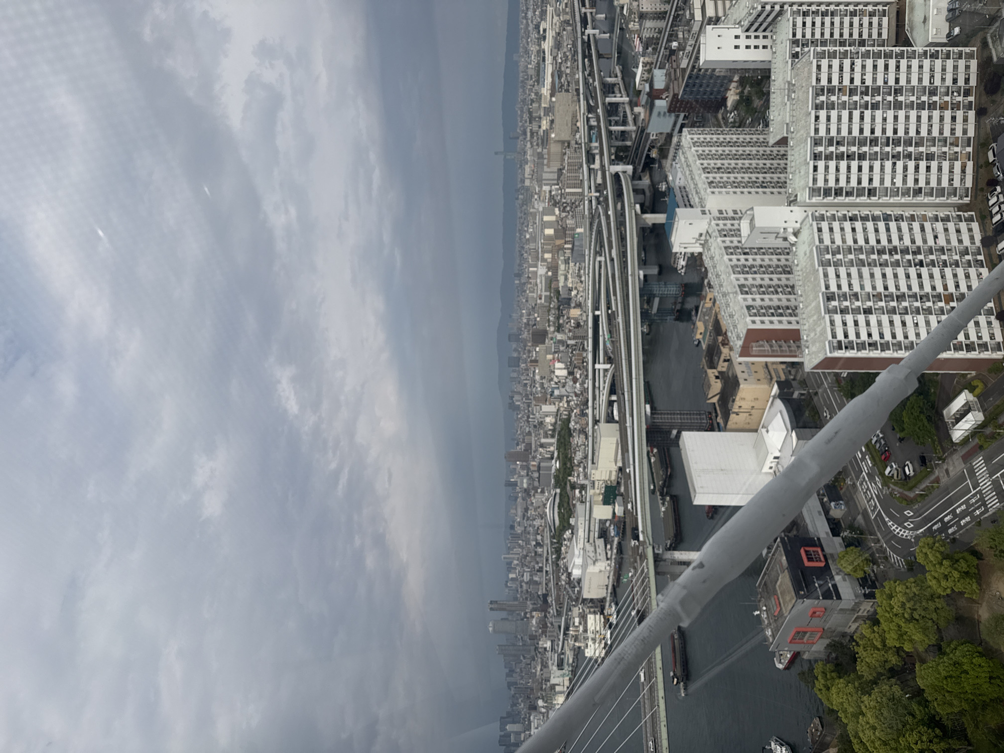 Morning ferris wheel ride offers aerial view of Osaka