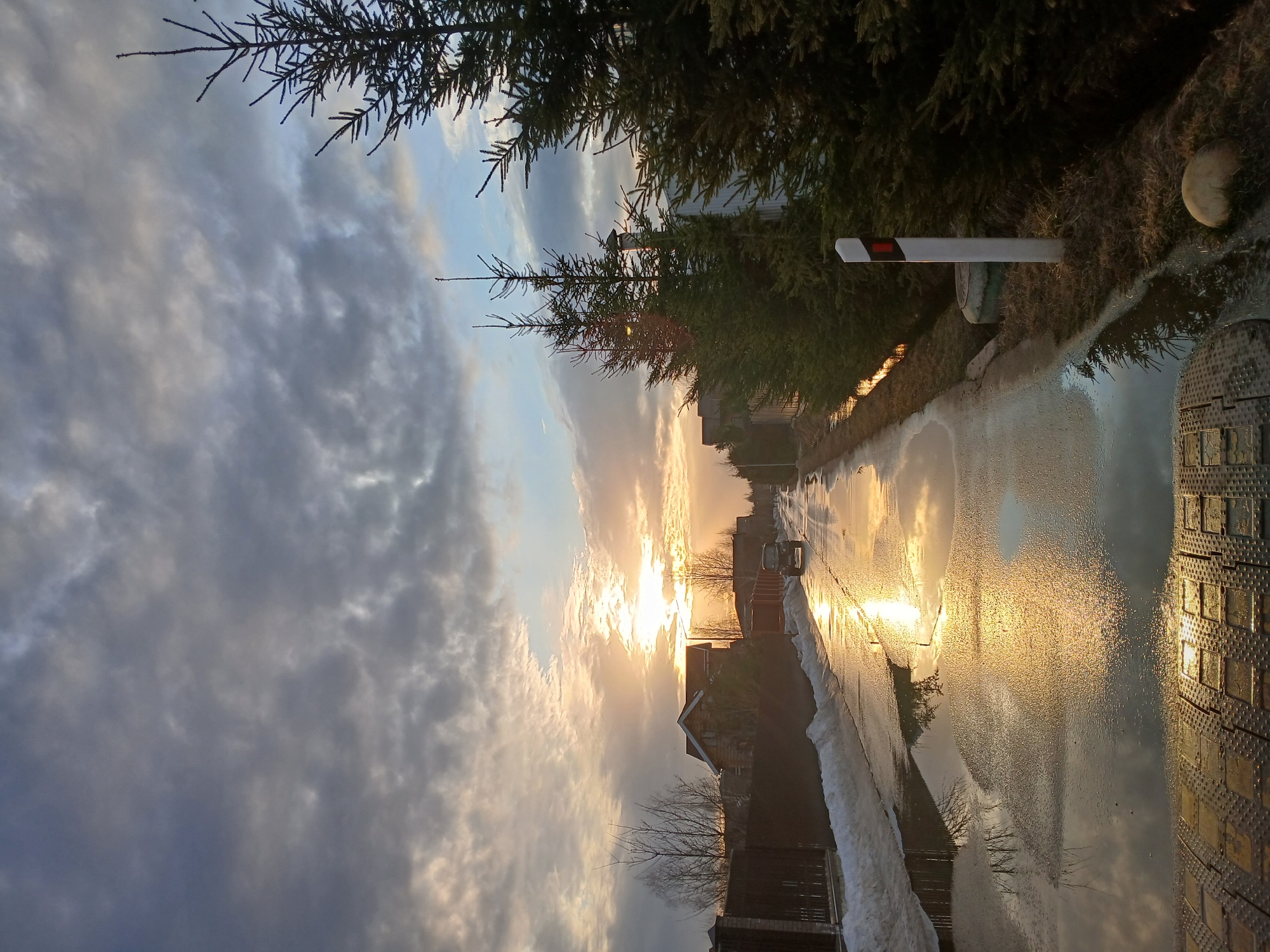 Residential street scenes documented during atmospheric late winter conditions