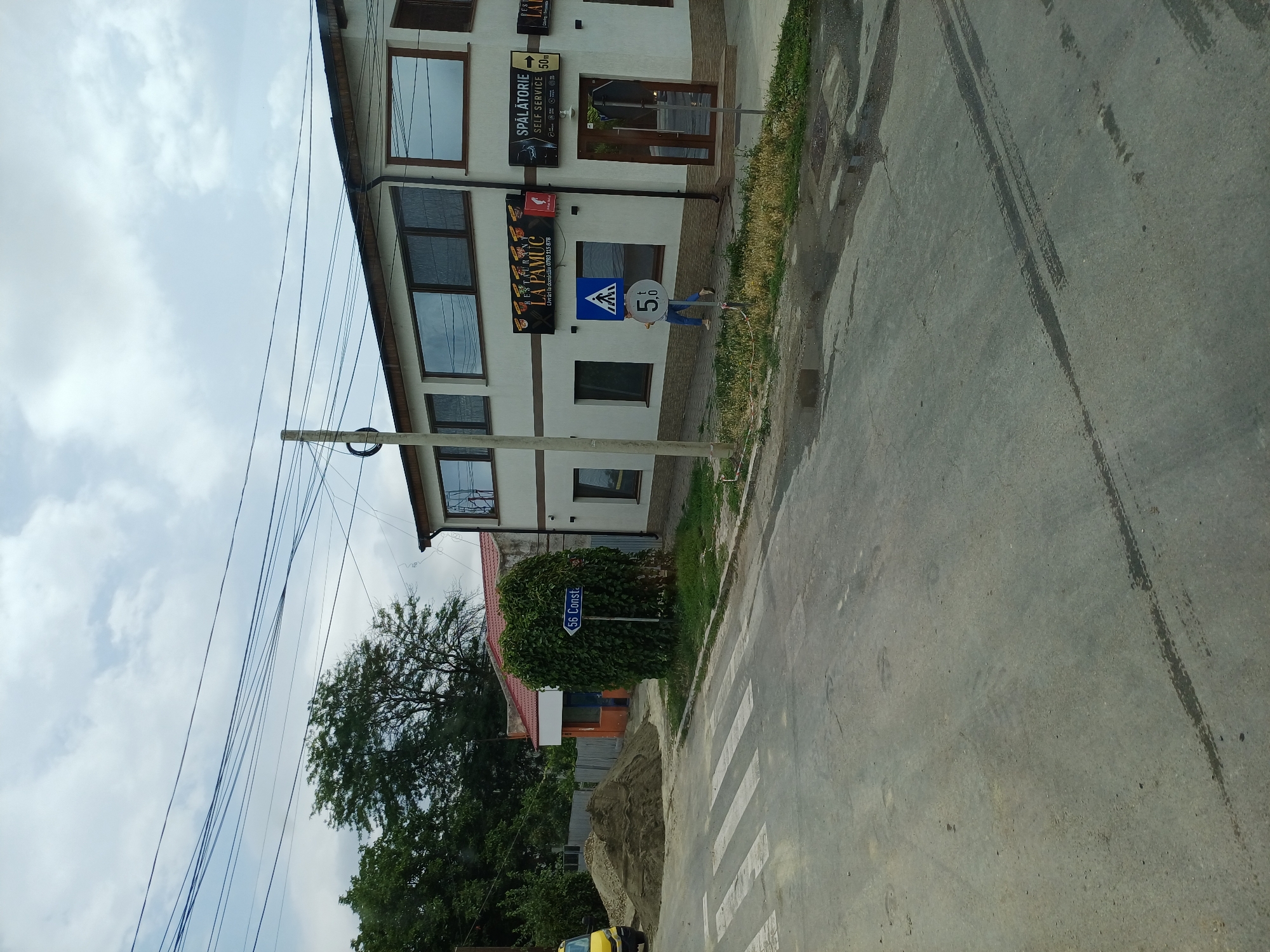 Street-level pass through Negru Vodă, Romania