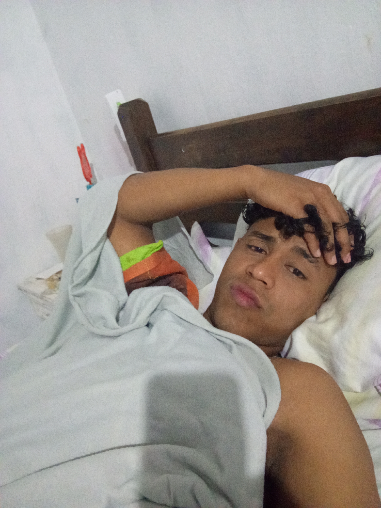 Early morning greeting captured in Macho Muerto, Venezuela