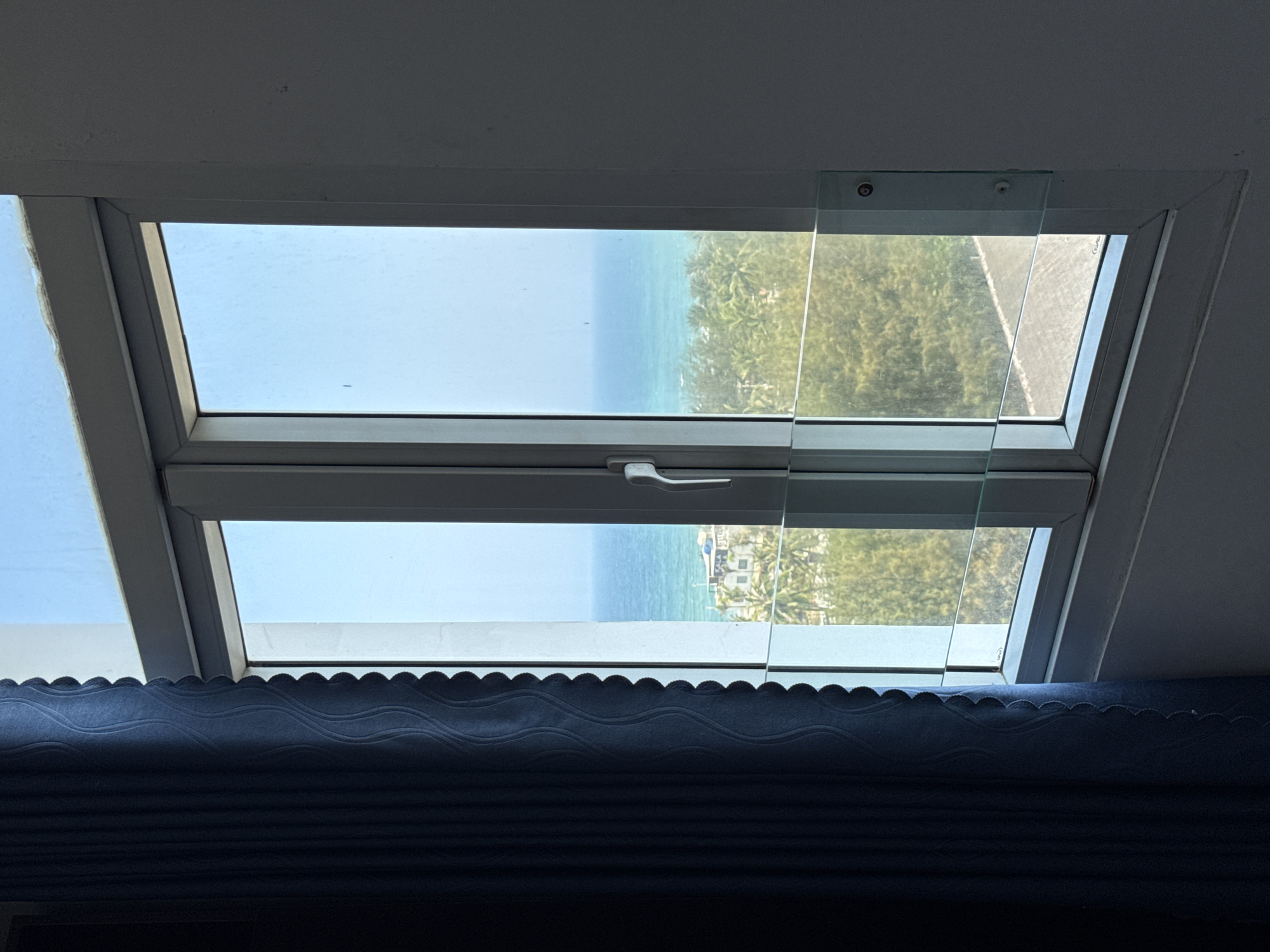 Ocean view captured through open window in Đà Nẵng