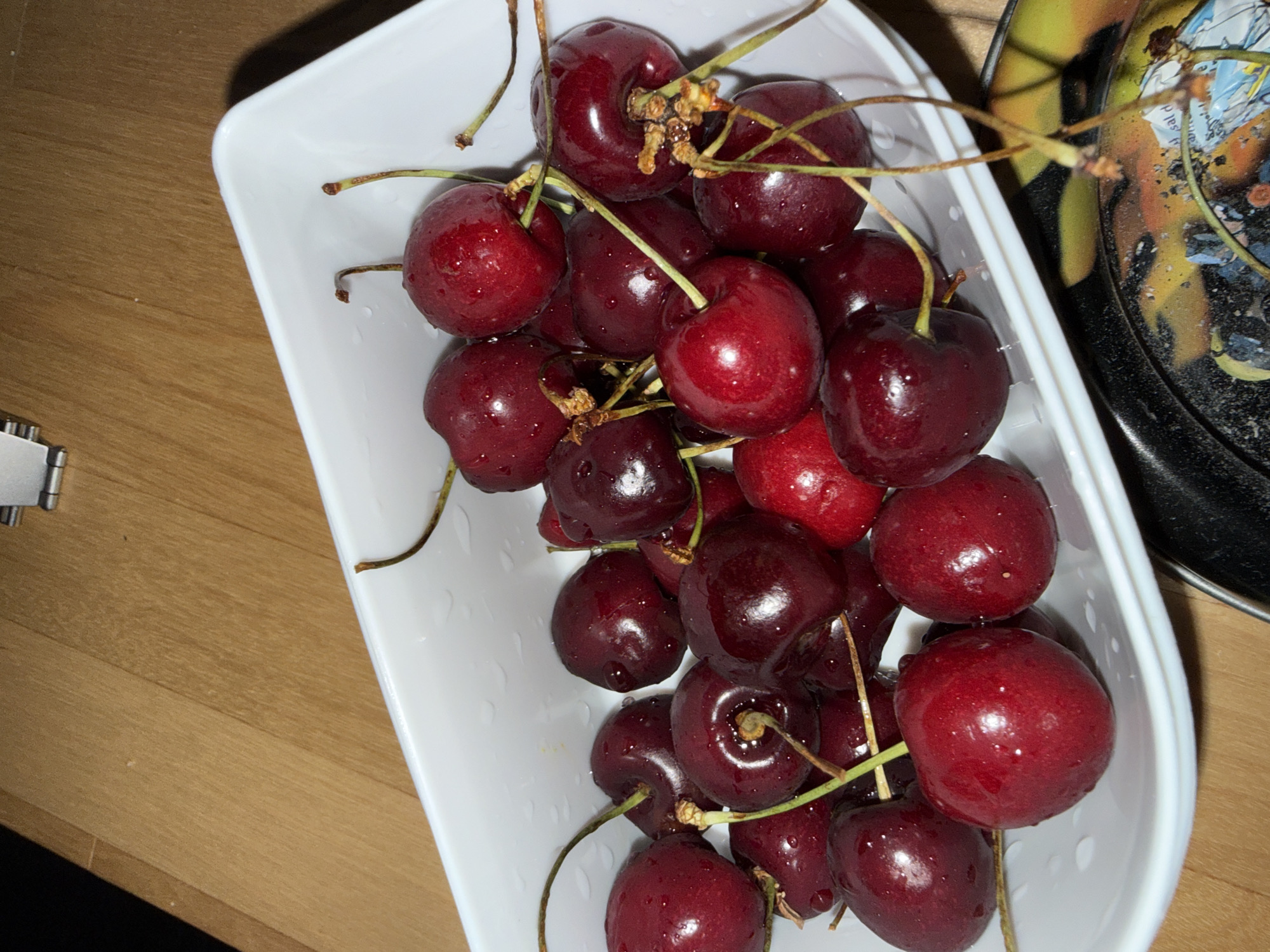 Cherries and football: a quiet evening in Almada