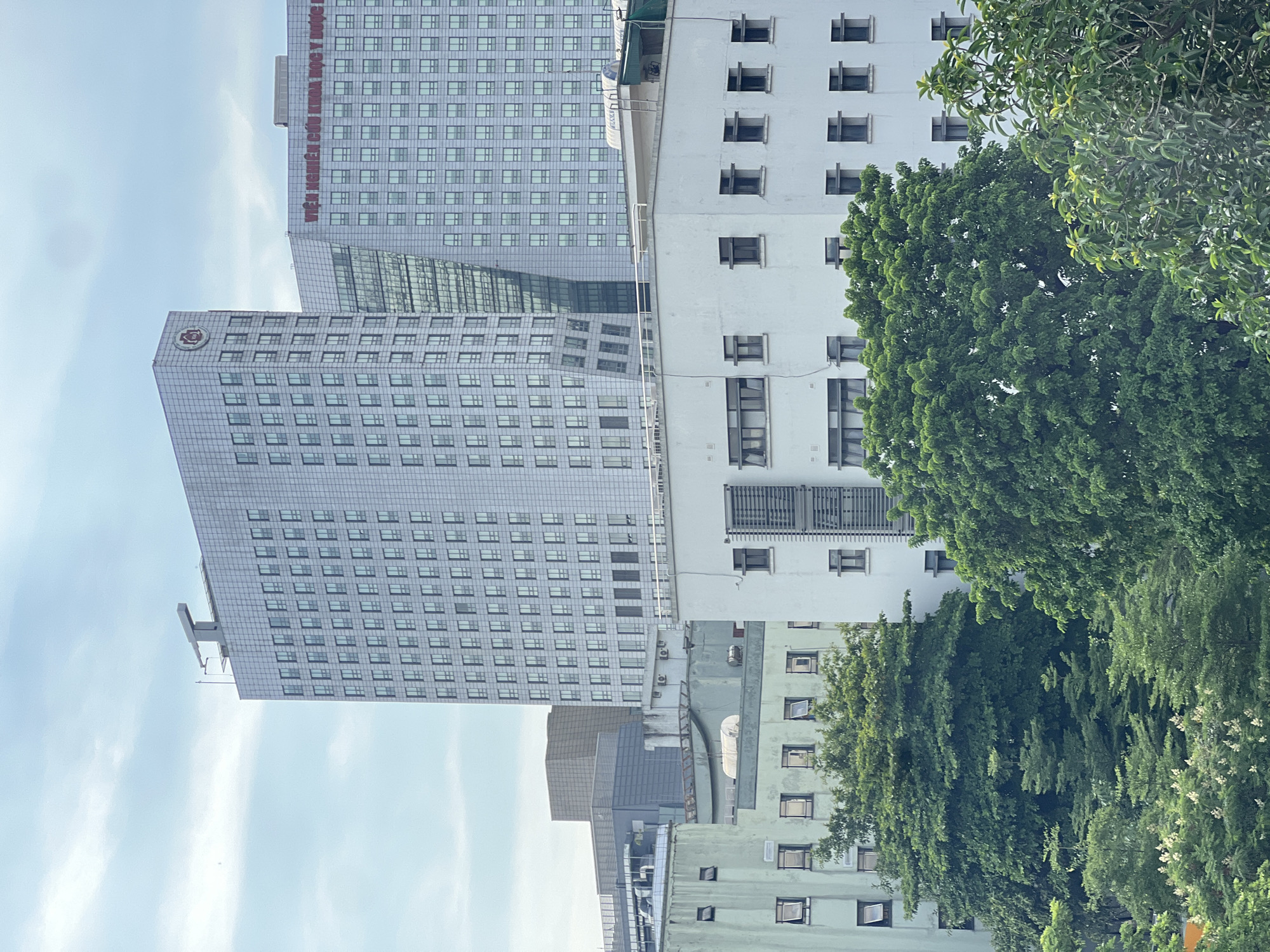 Hotel morning and Hanoi street scenes, mid-July