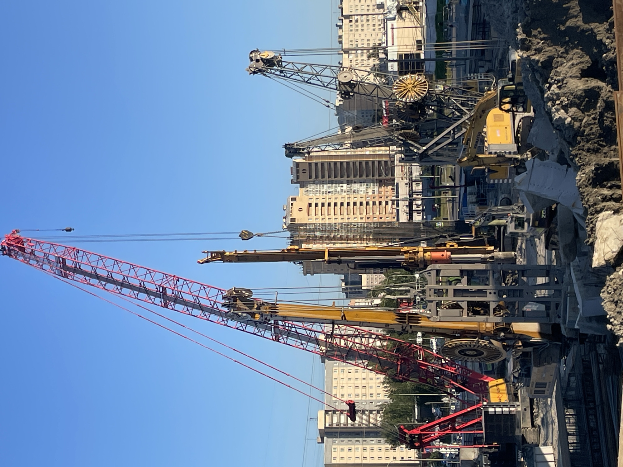 New residential construction underway in Saint Petersburg, summer 2026