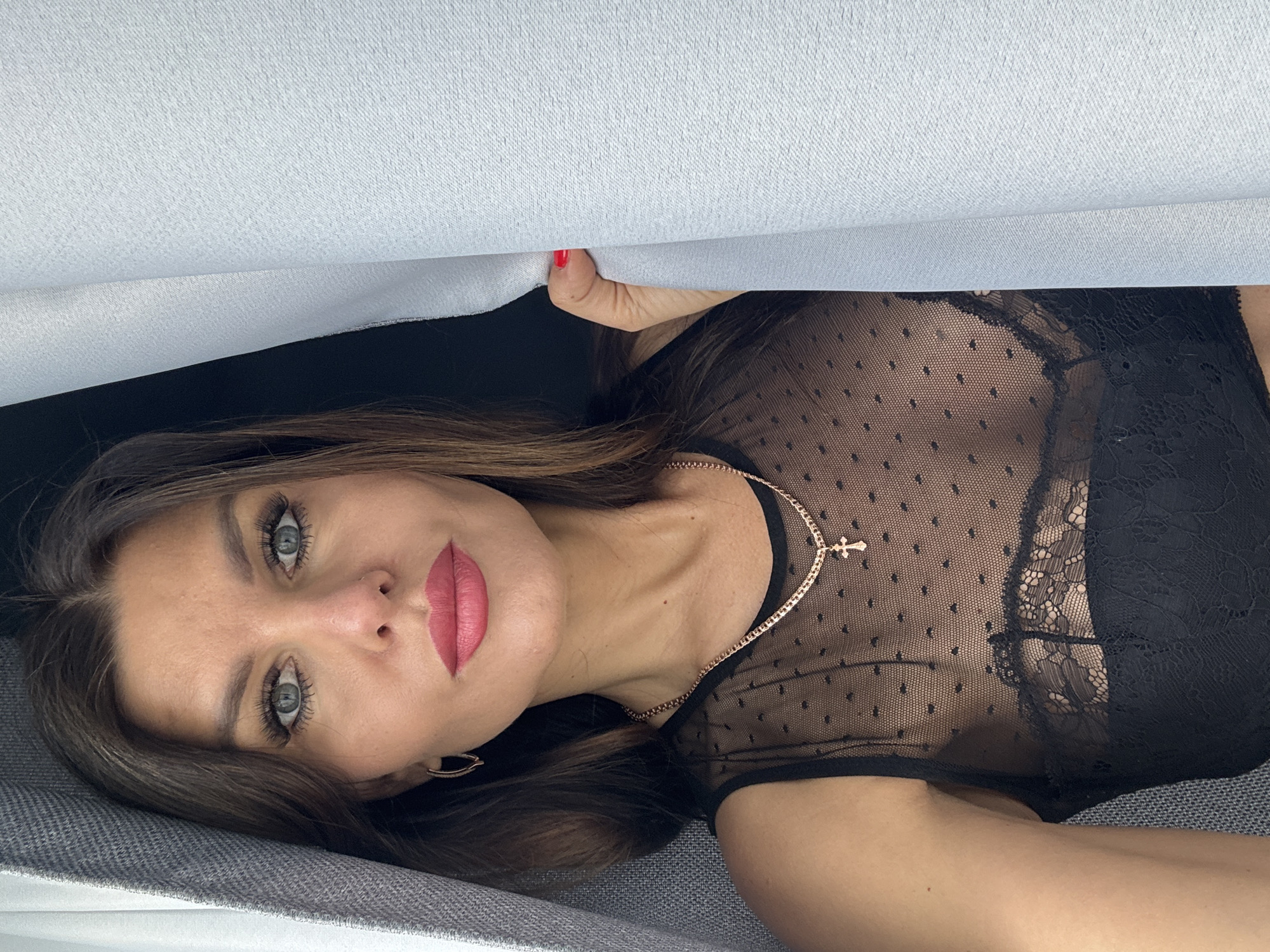 Woman captures morning moments through selfies in Chaikovsky, Russia