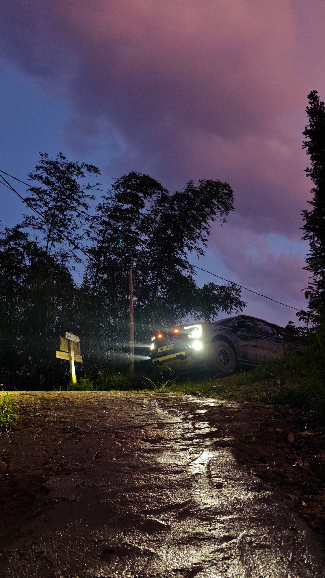 Rural twilight scenes captured in Vietnamese mountain commune