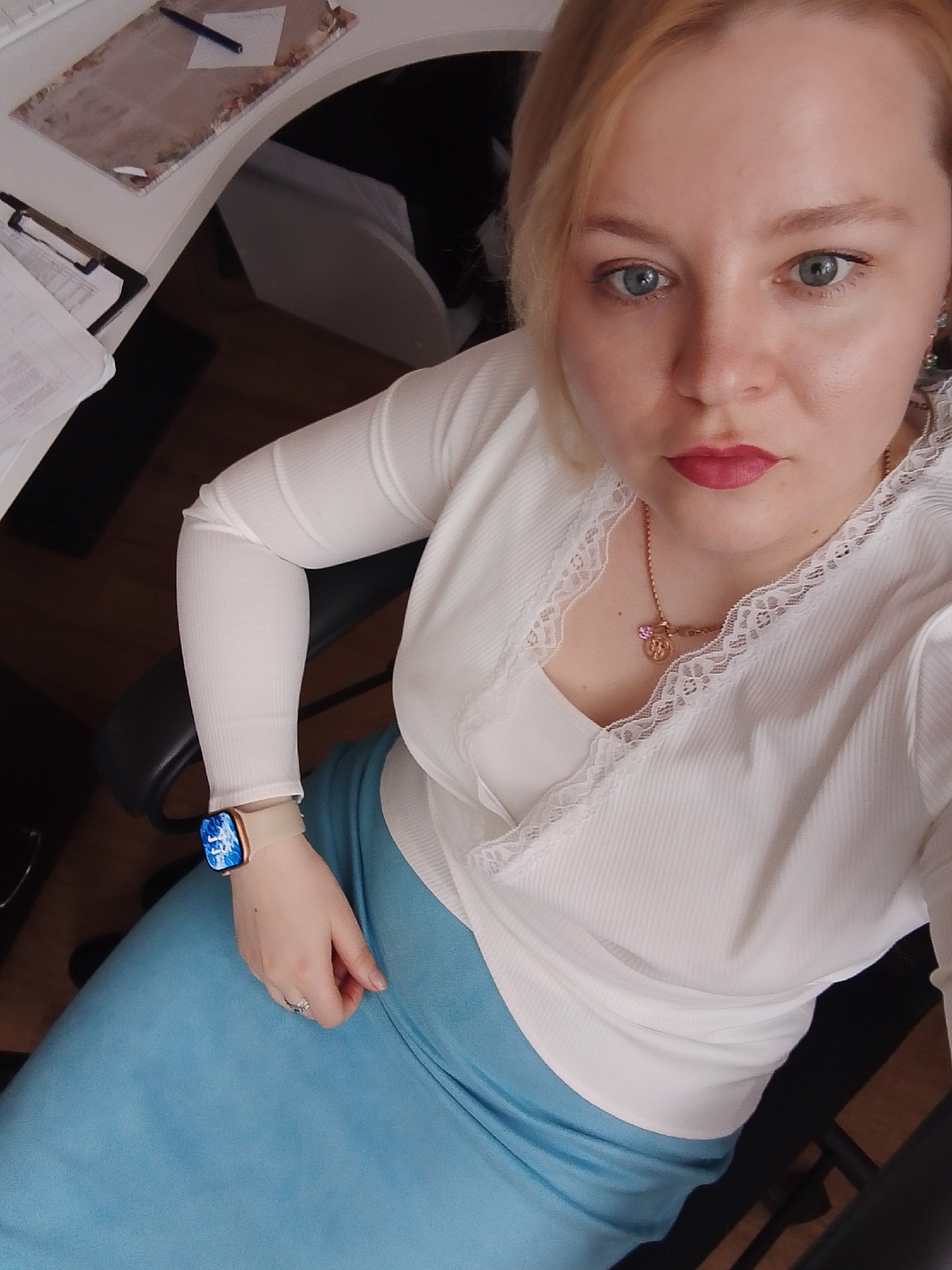 Morning moments captured in Izhevsk: portrait and chocolate box