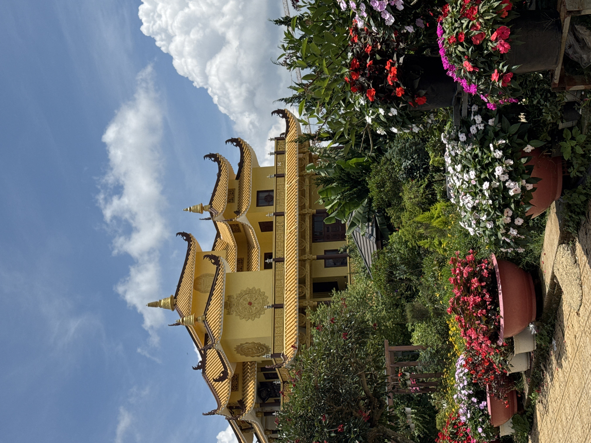 Golden Buddhist temple documented in Da Lat, Vietnam