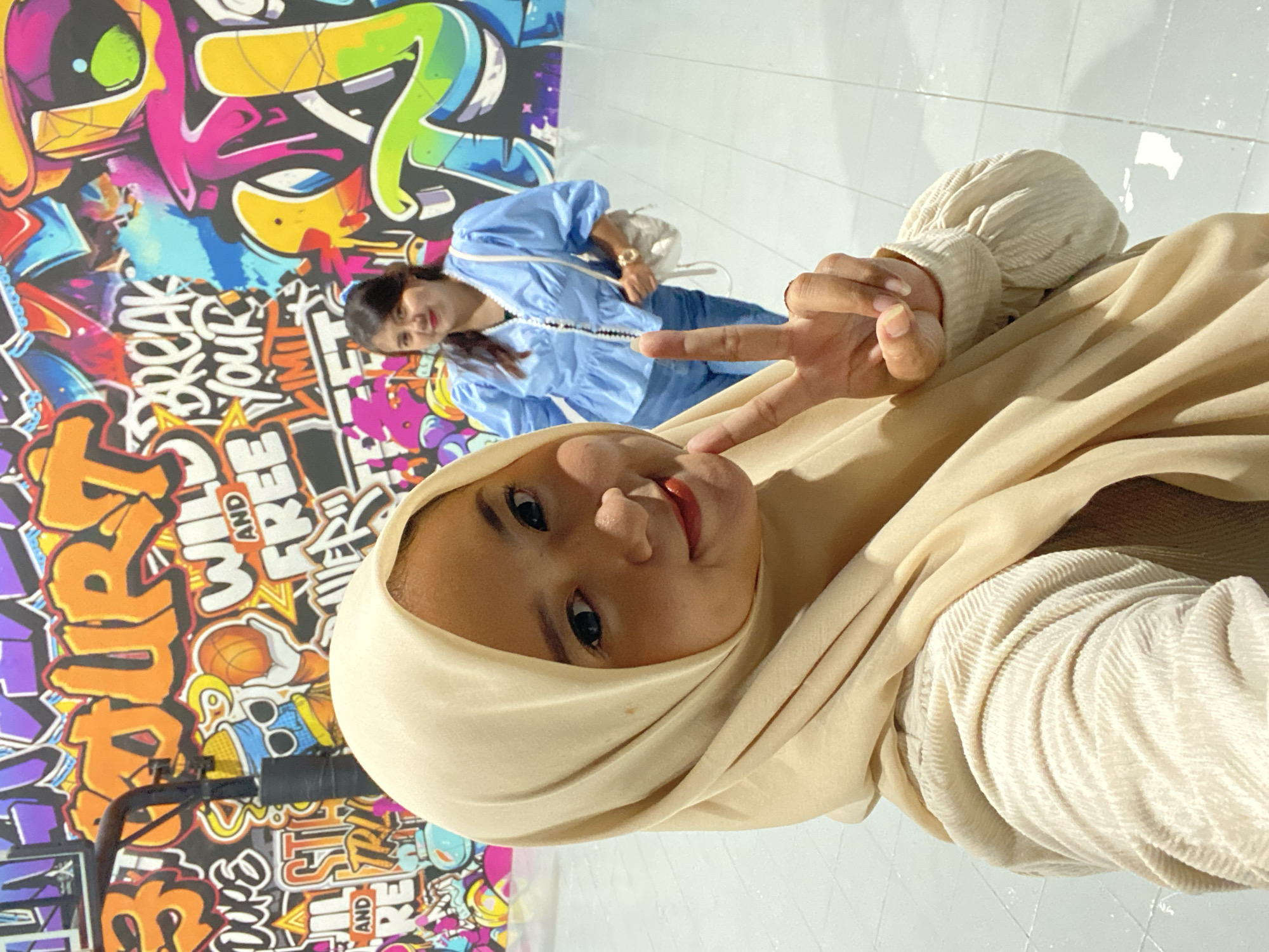 Late-night cinema activity documented at Sidoarjo movie theater