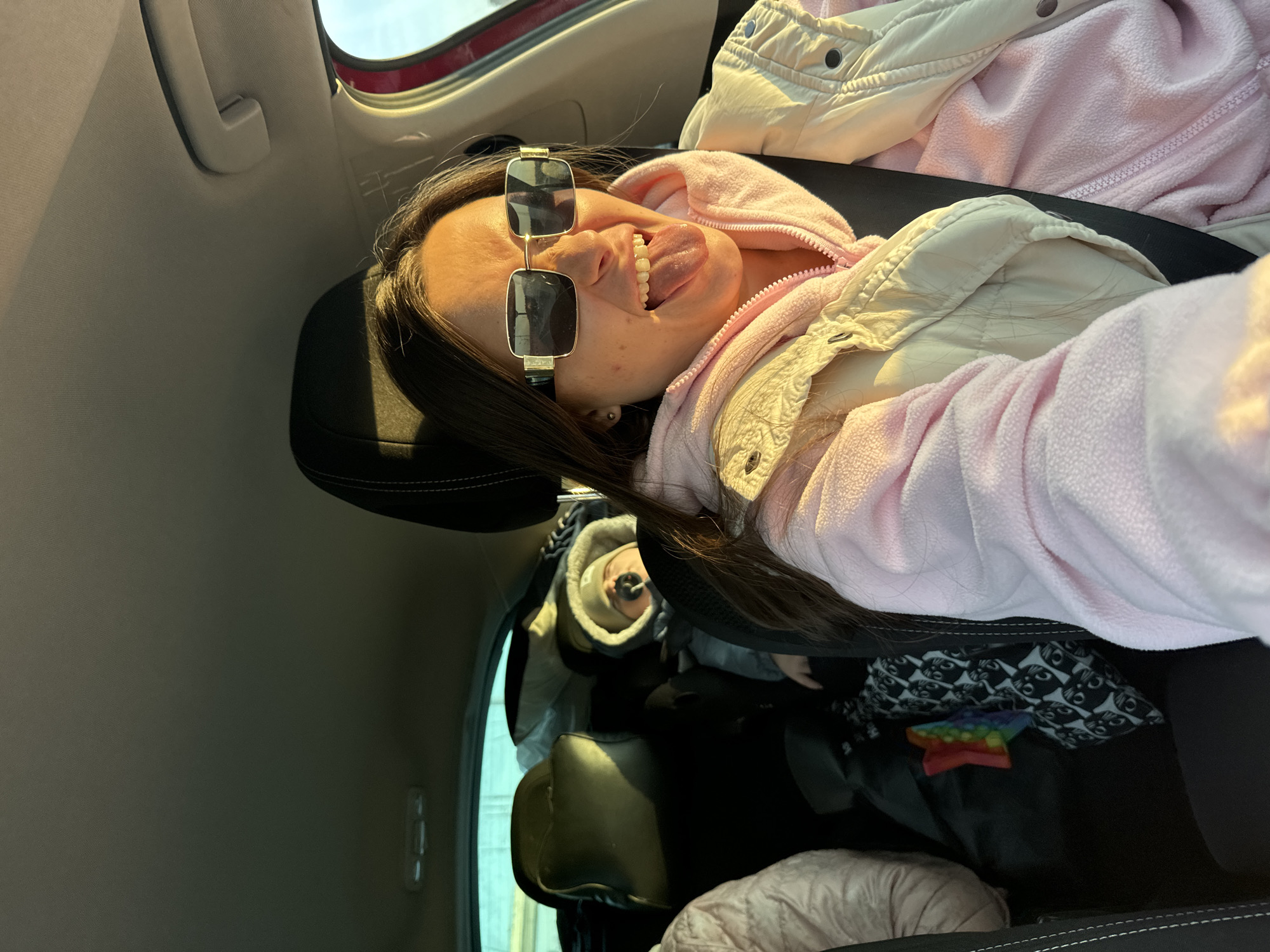 Passenger photographed in moving vehicle in Moscow