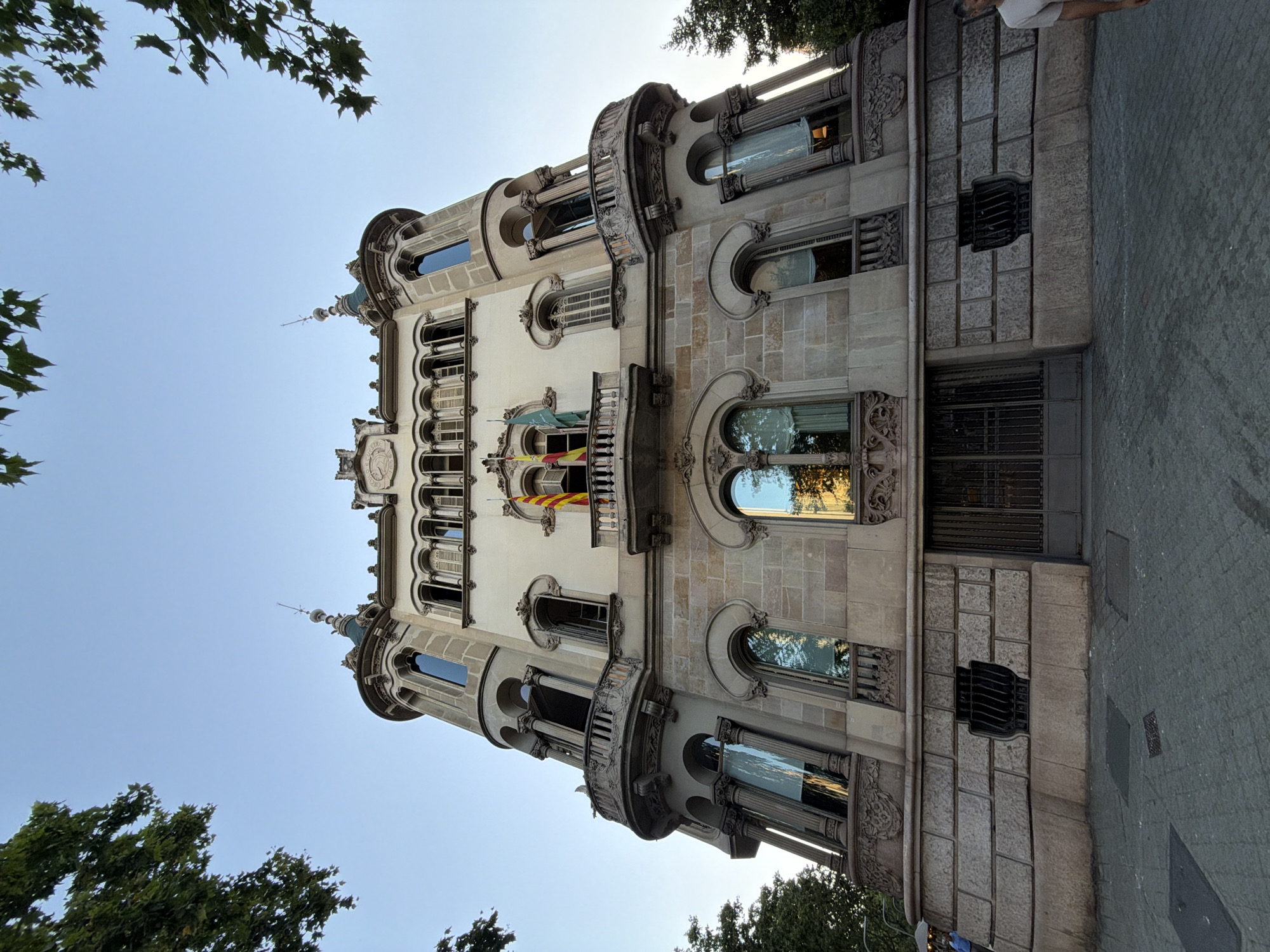Up-close look at Barcelona's Modernista landmarks on Passeig de Gràcia