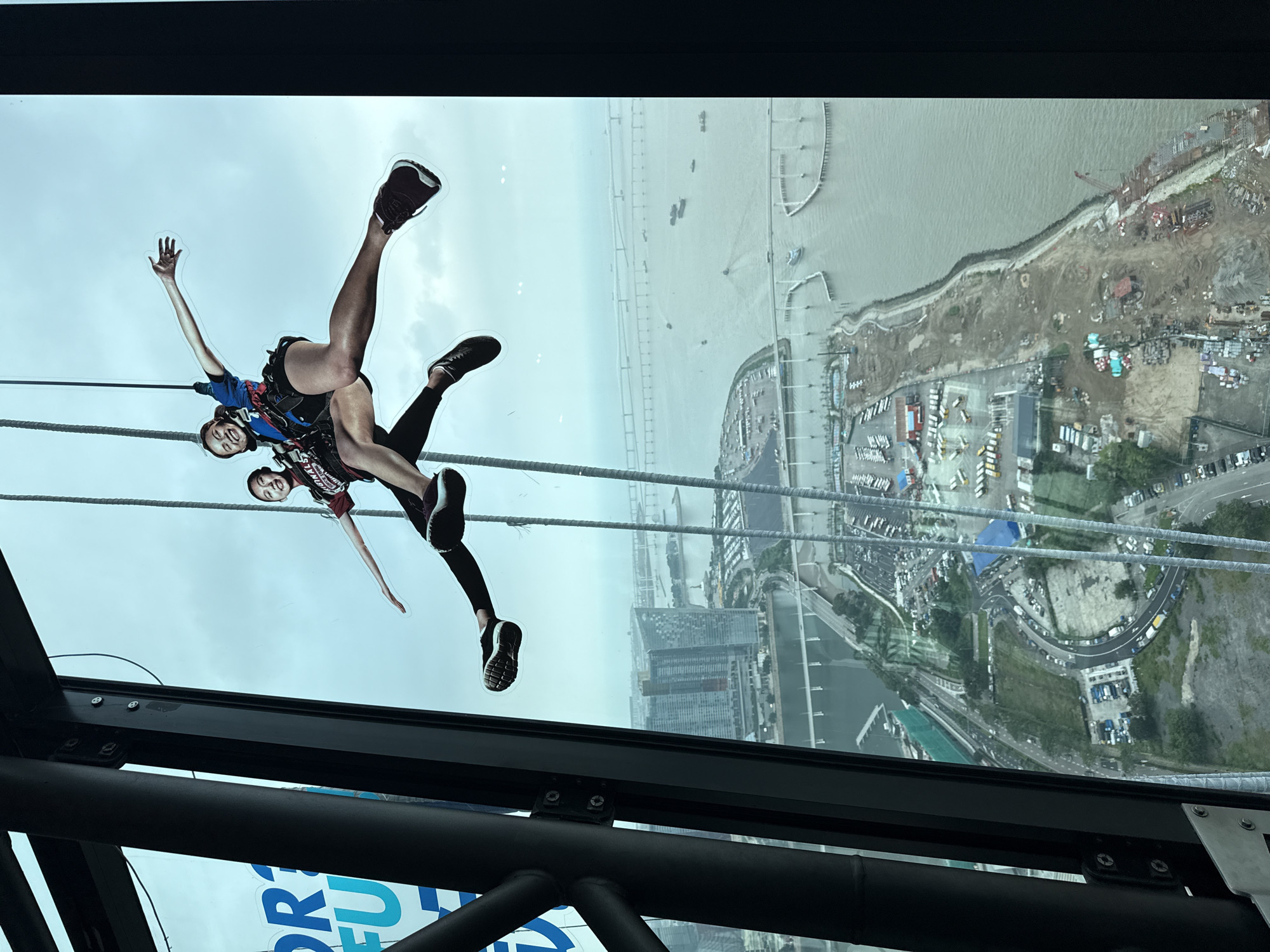 Sunday morning tourism moments captured across Macau Tower district