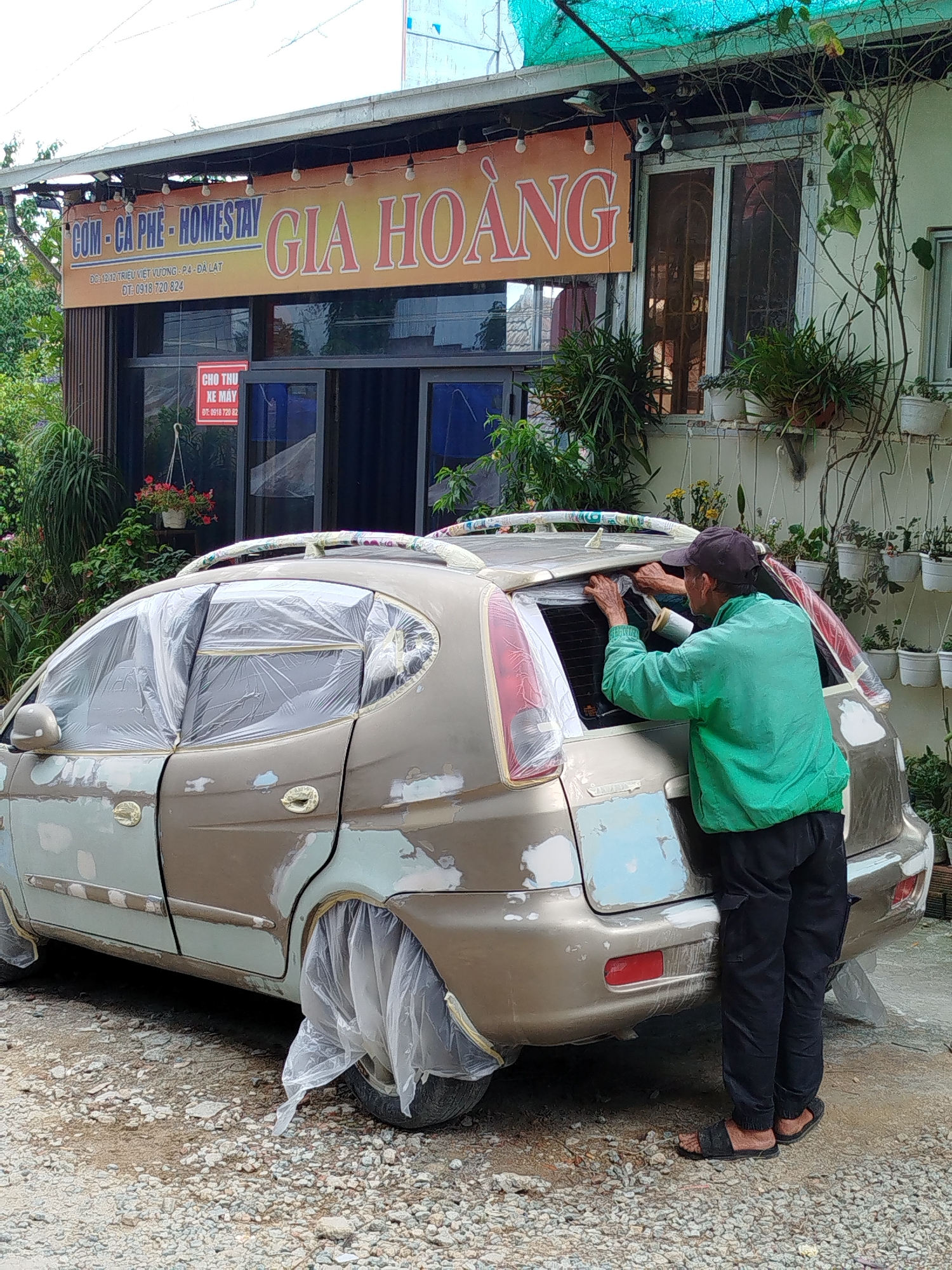 Morning scenes documented across Da Lat resort city