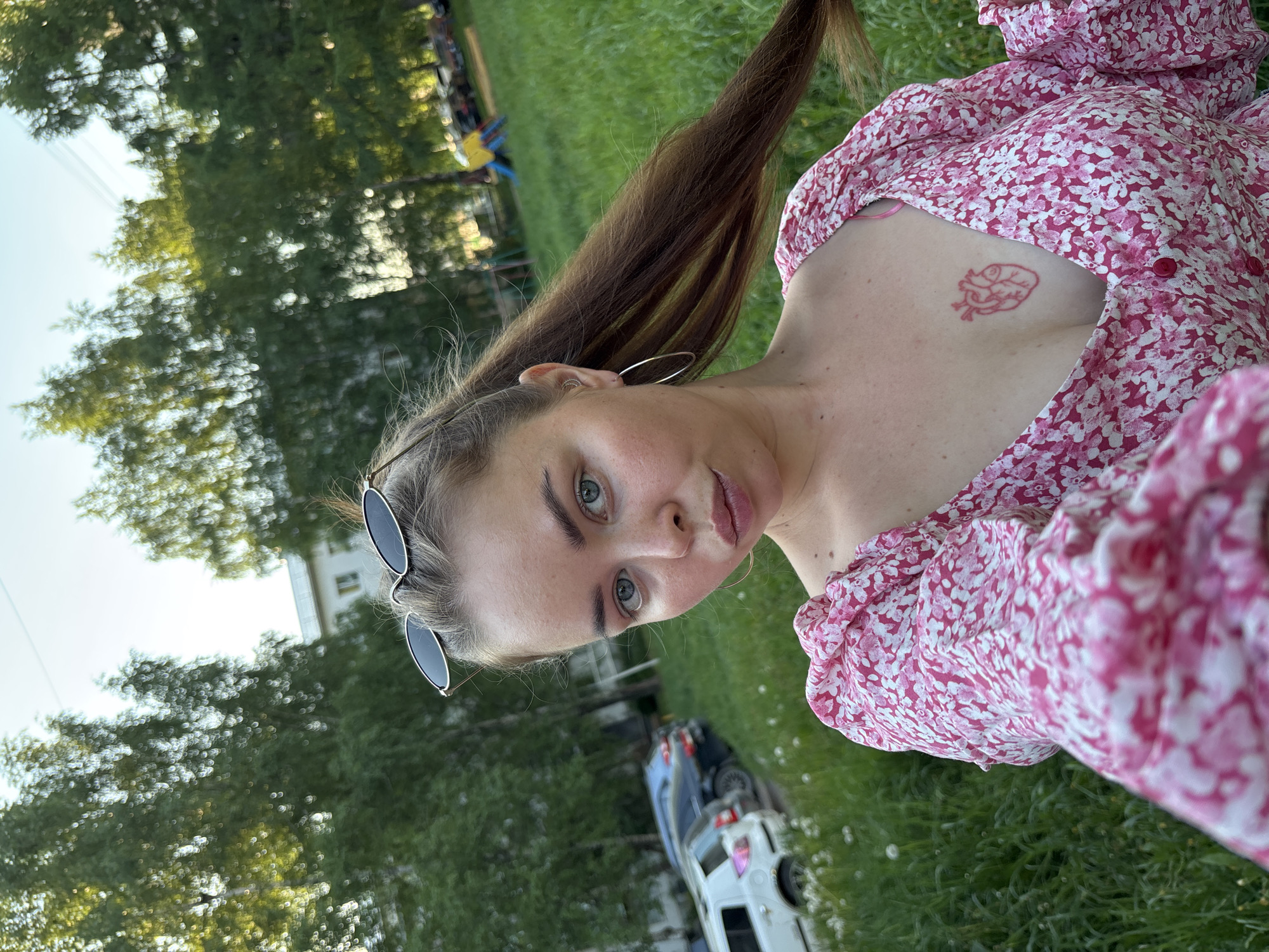 Woman photographed taking selfies in Izhevsk park