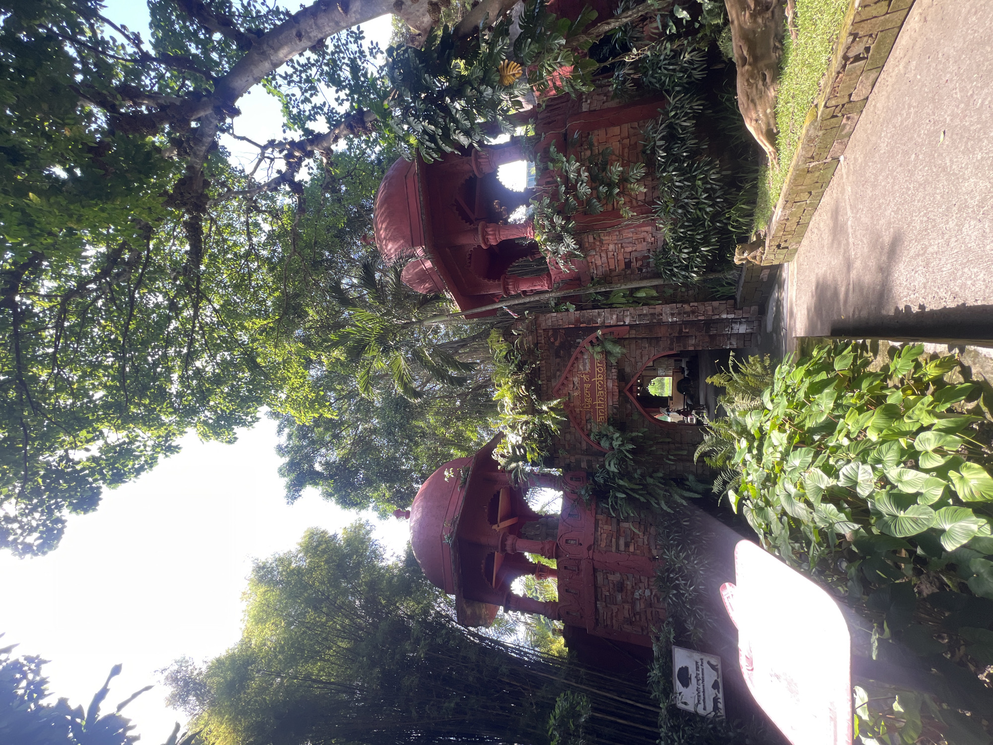 Temple grounds and wildlife documented in Blahbatuh, Indonesia