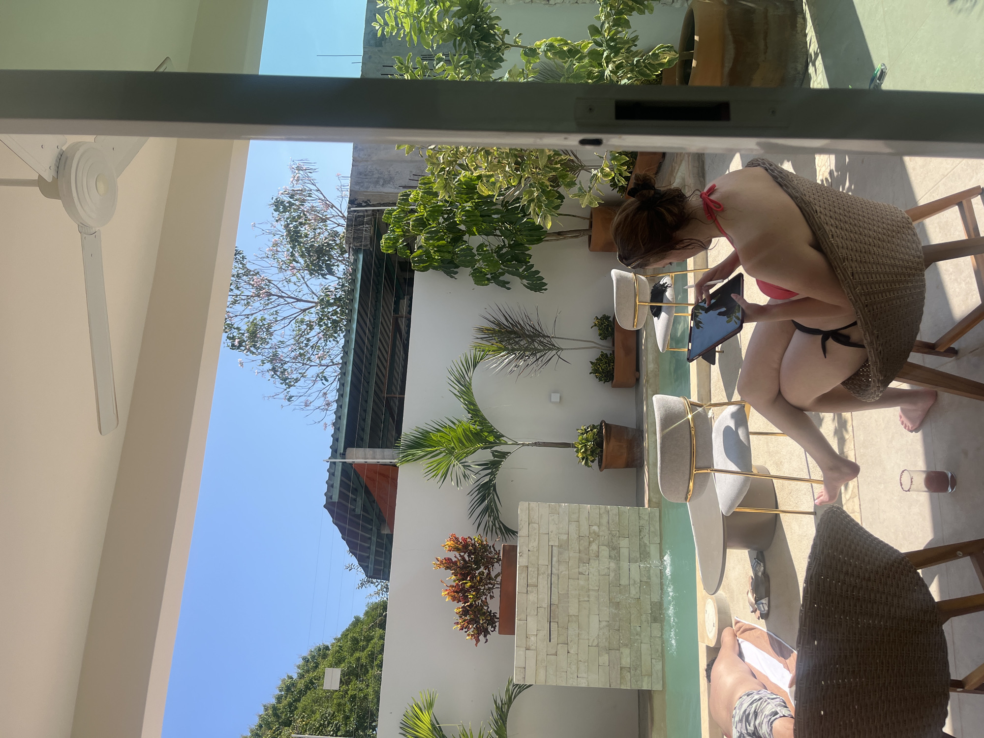 Evening leisure activities captured at Brisas de Zicatela resort