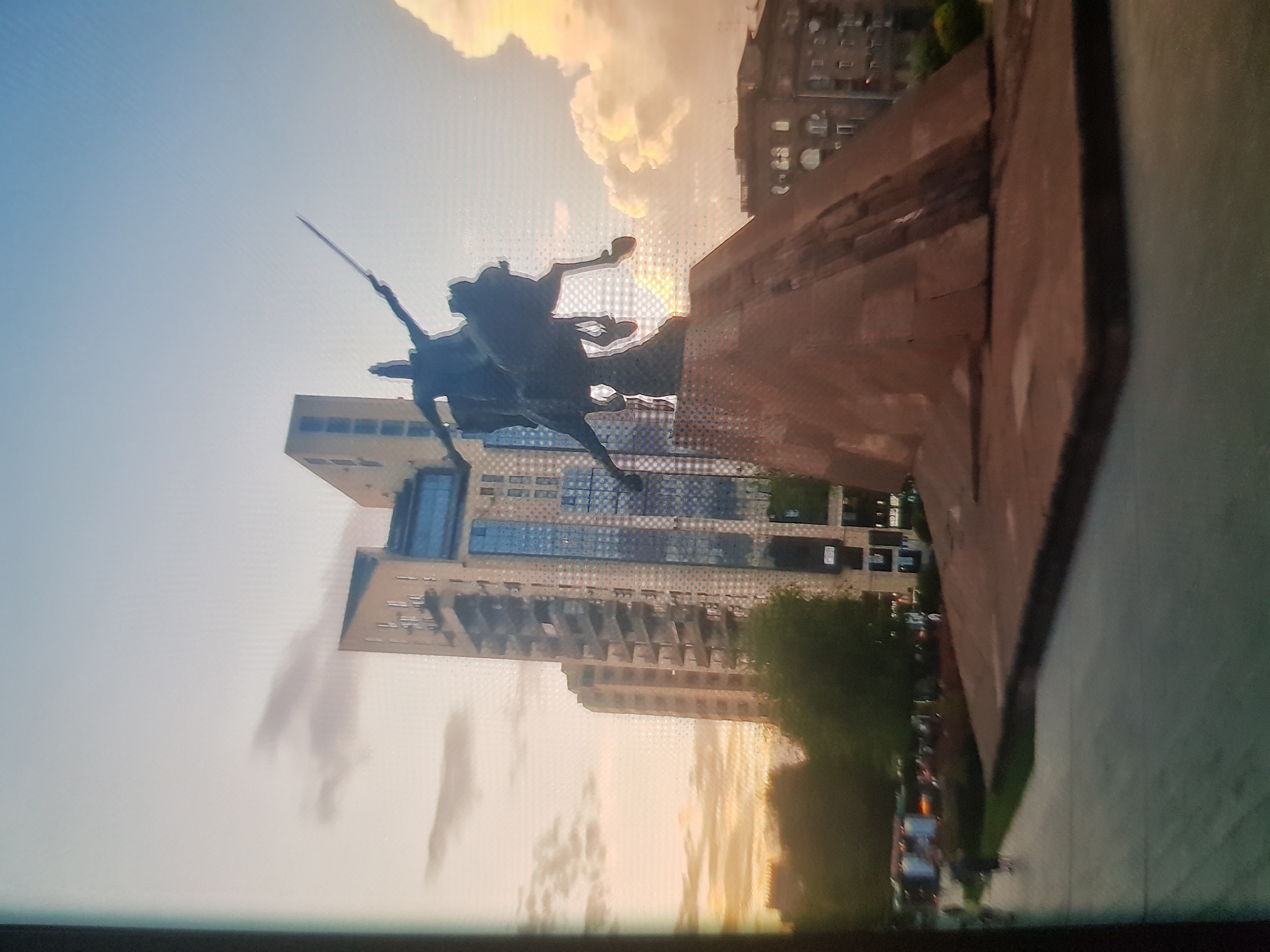 Evening in Yerevan: city streets, transit, and screen time