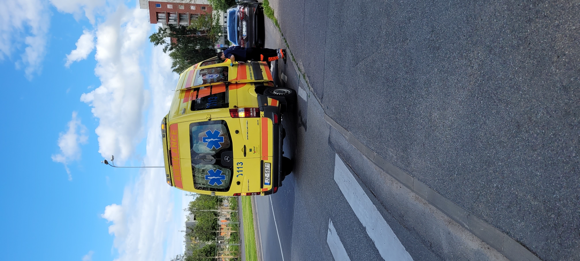 Police and ambulance respond to midday incident in Riga