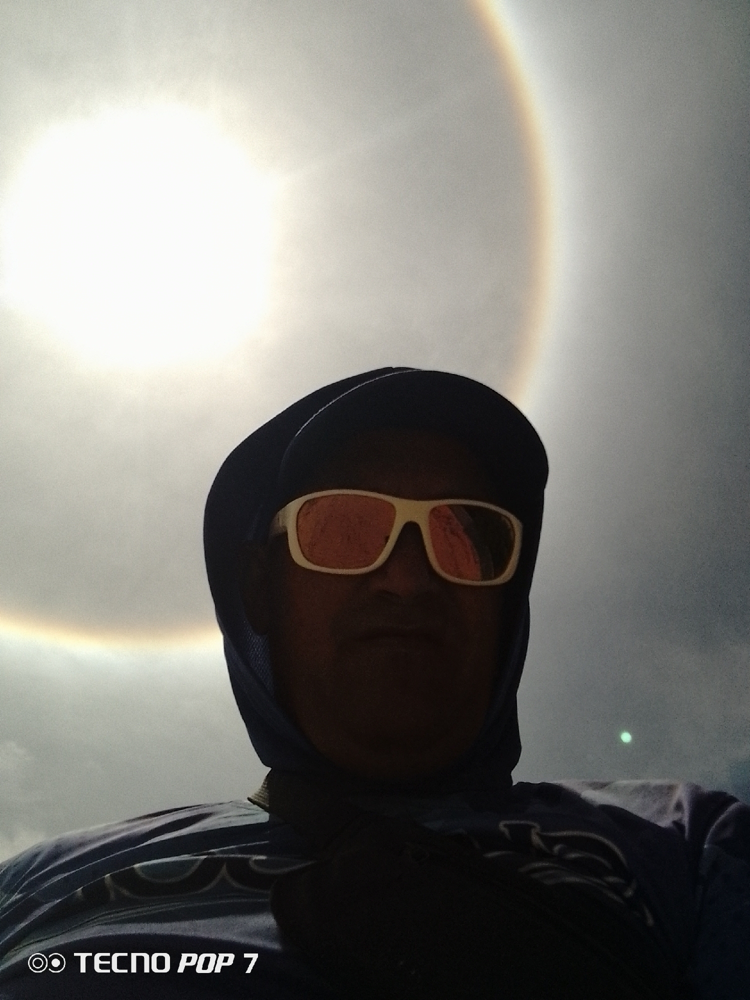 Solar halo phenomenon observed over Venezuelan coastal town