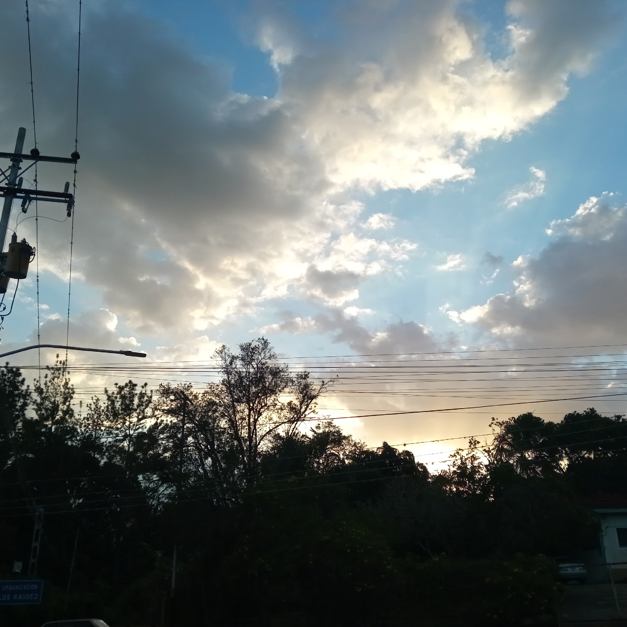 Cloudy sky photographed over El Limón, Venezuela