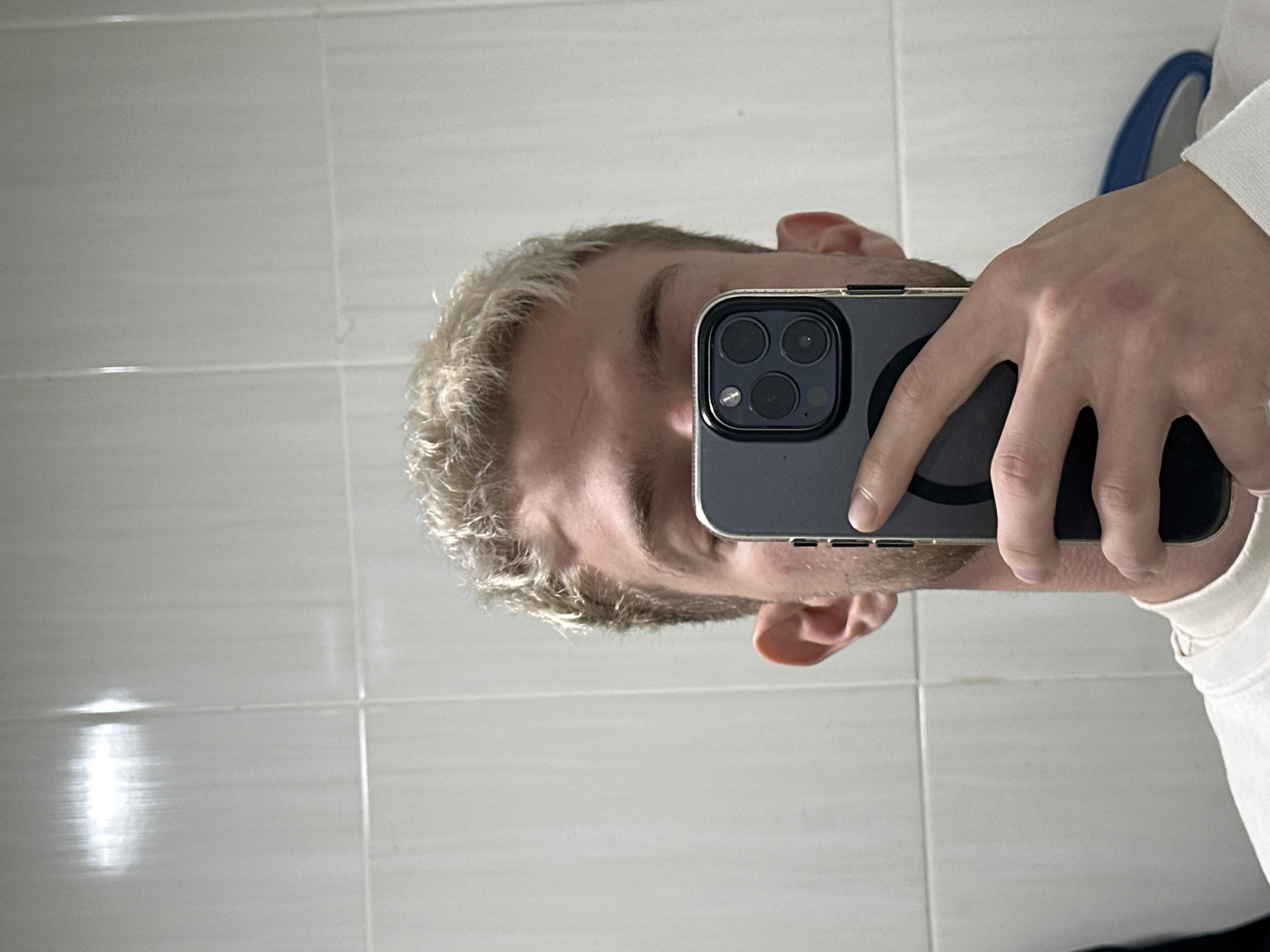 Person takes bathroom selfies in Pleven, Bulgaria