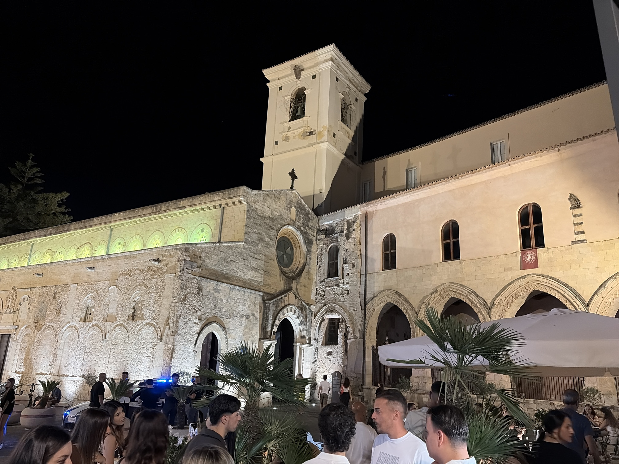 Tropea's old town buzzes with a Calabrian food festival and nightlife