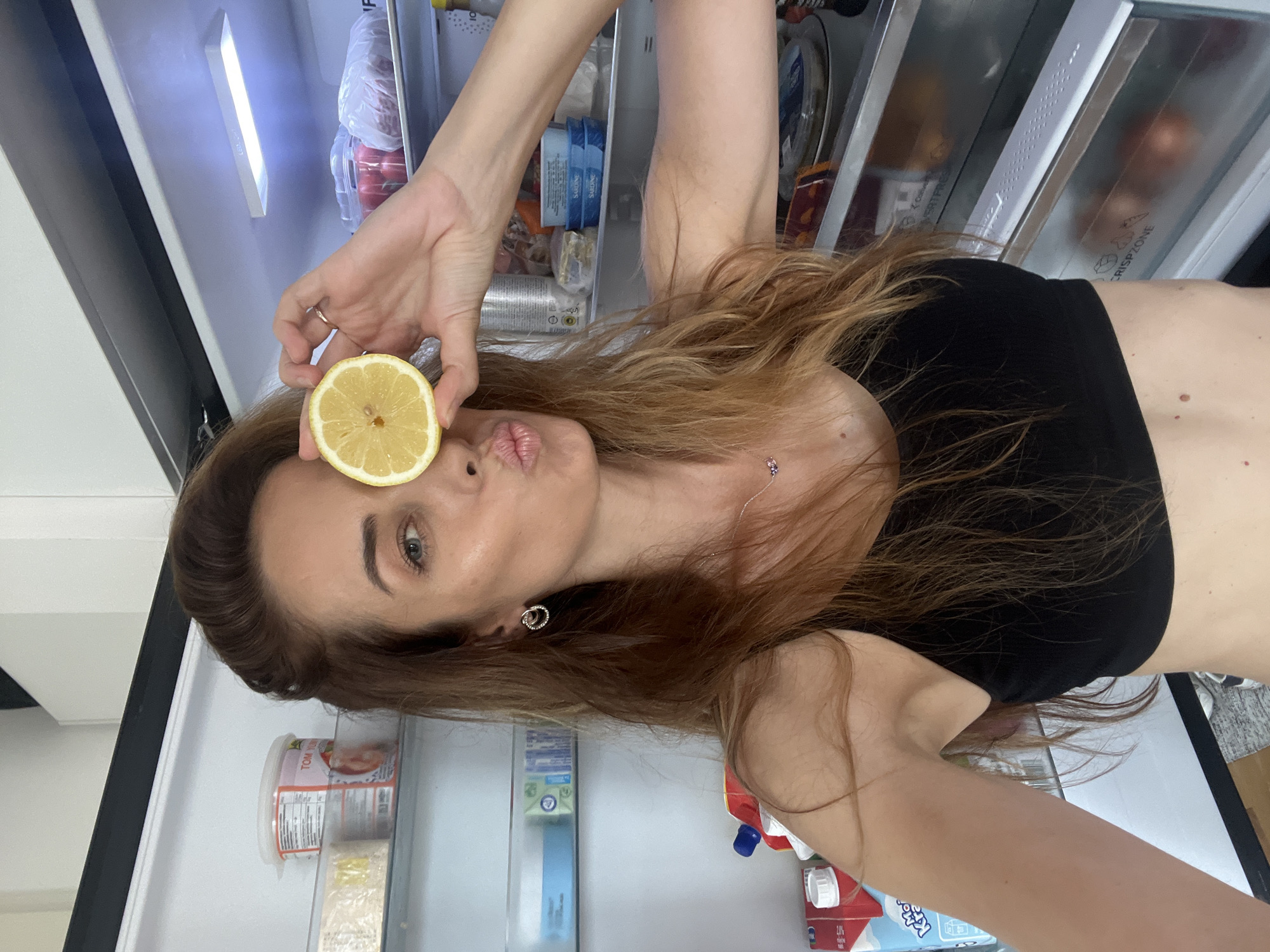 Lemon-eyed fridge pose in Montenegro