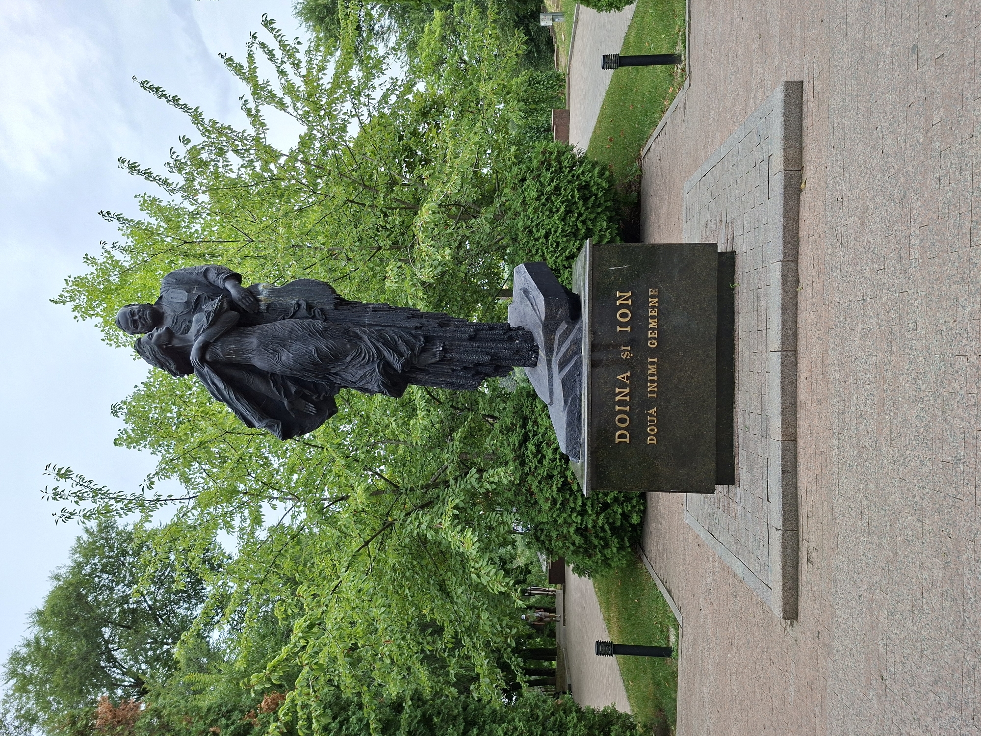 Afternoon stroll through Chișinău's parks, monuments, and streets