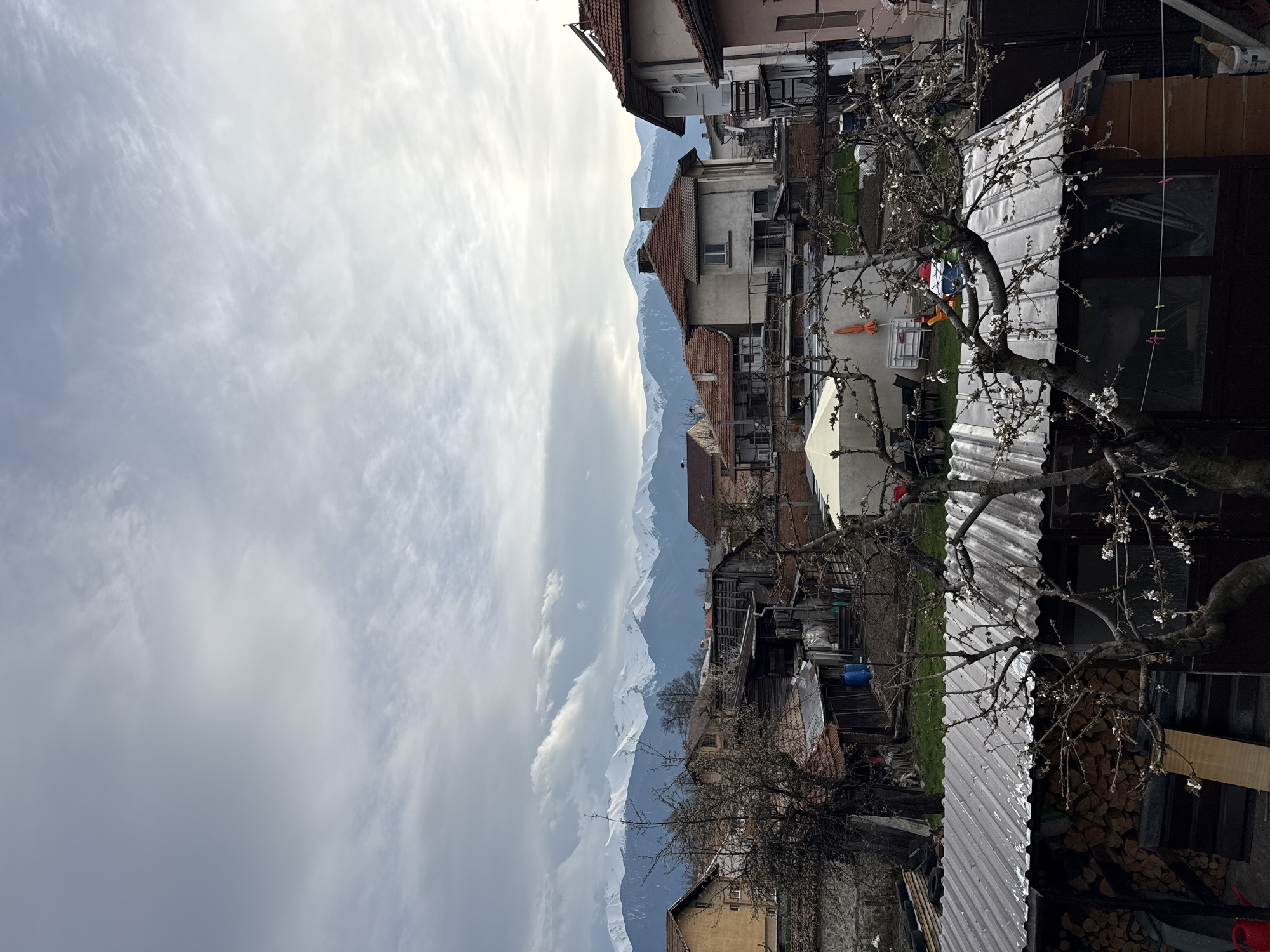 Quiet afternoon moments captured across Razlog, Bulgaria