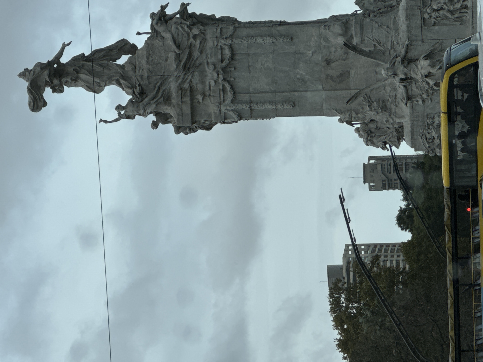 Afternoon stroll through Buenos Aires parks captures geese, monuments, streetscapes
