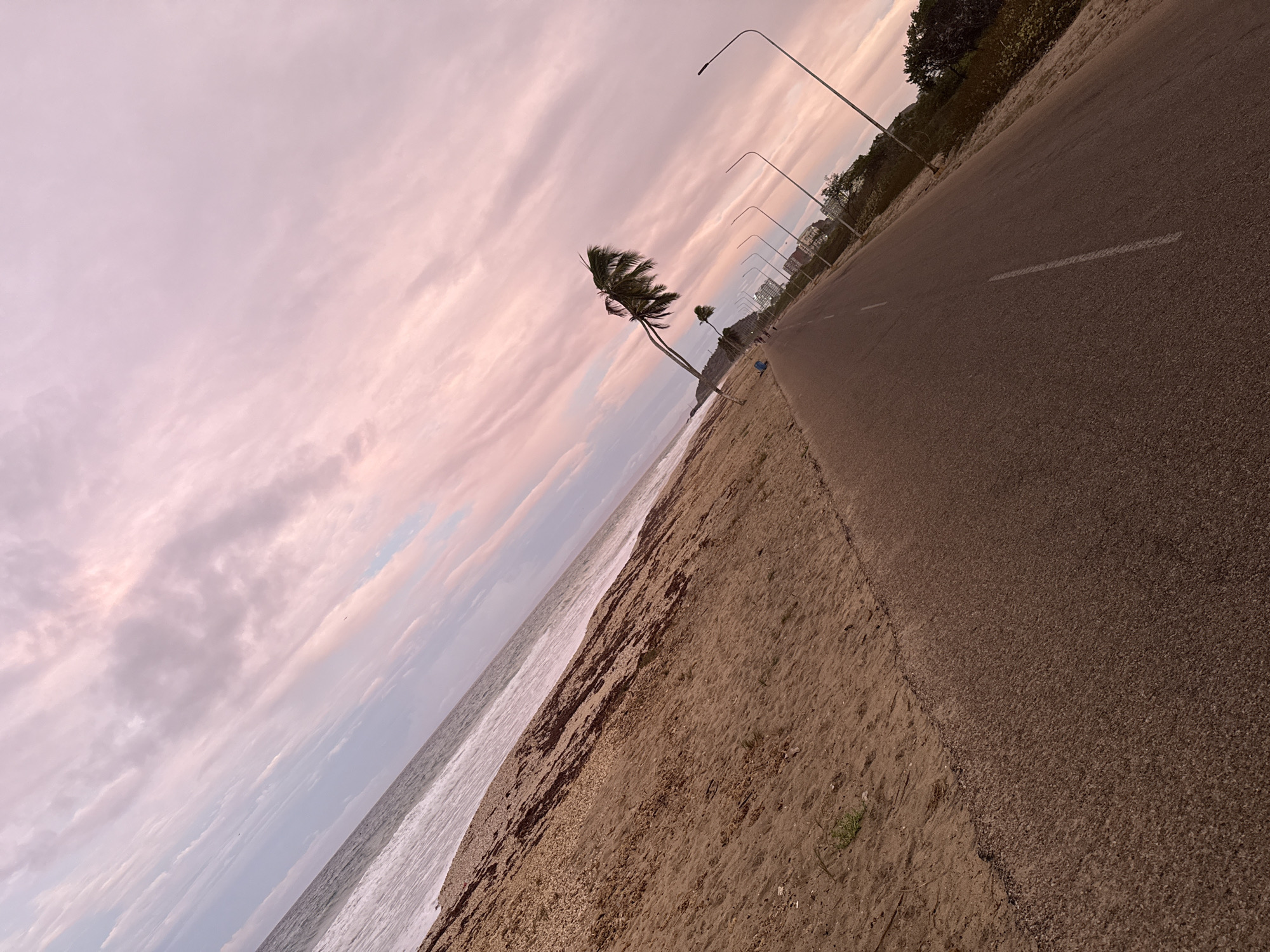 Twilight coastal scenes documented in Porlamar, Venezuela over 40 minutes