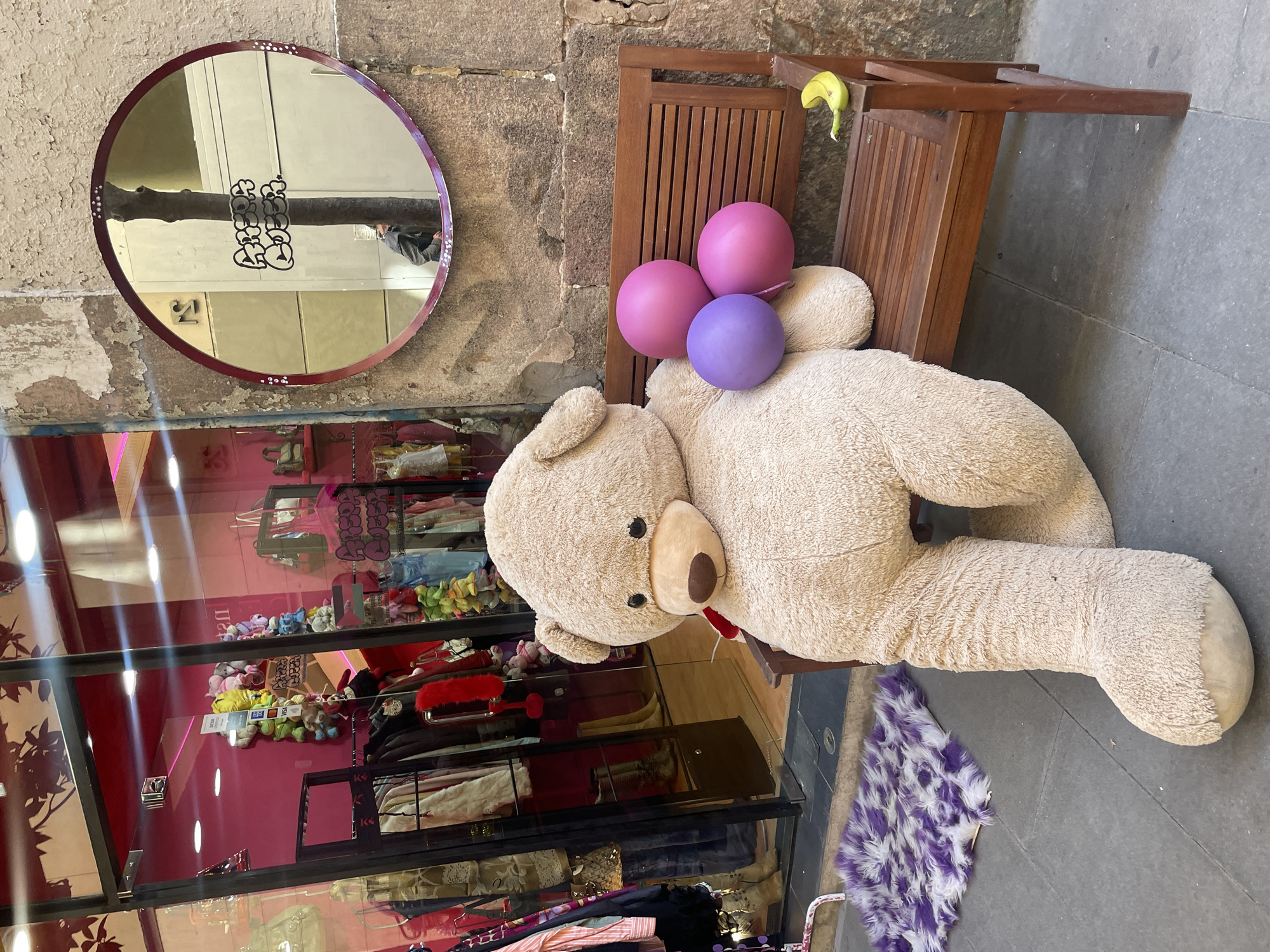 Teddy bear with balloons spotted on Barcelona bench
