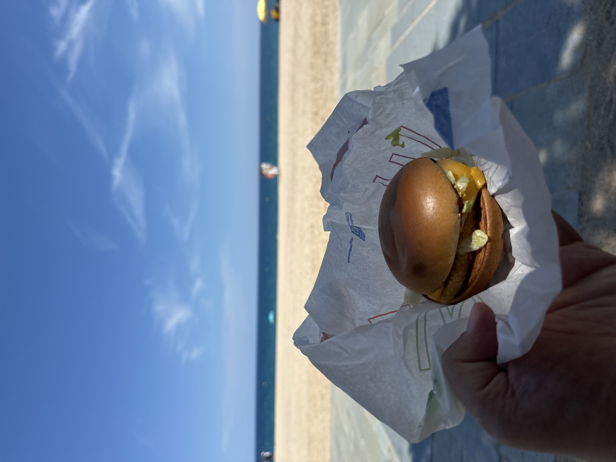 Beachside lunch with burgers and croissants at Platja d'Aro