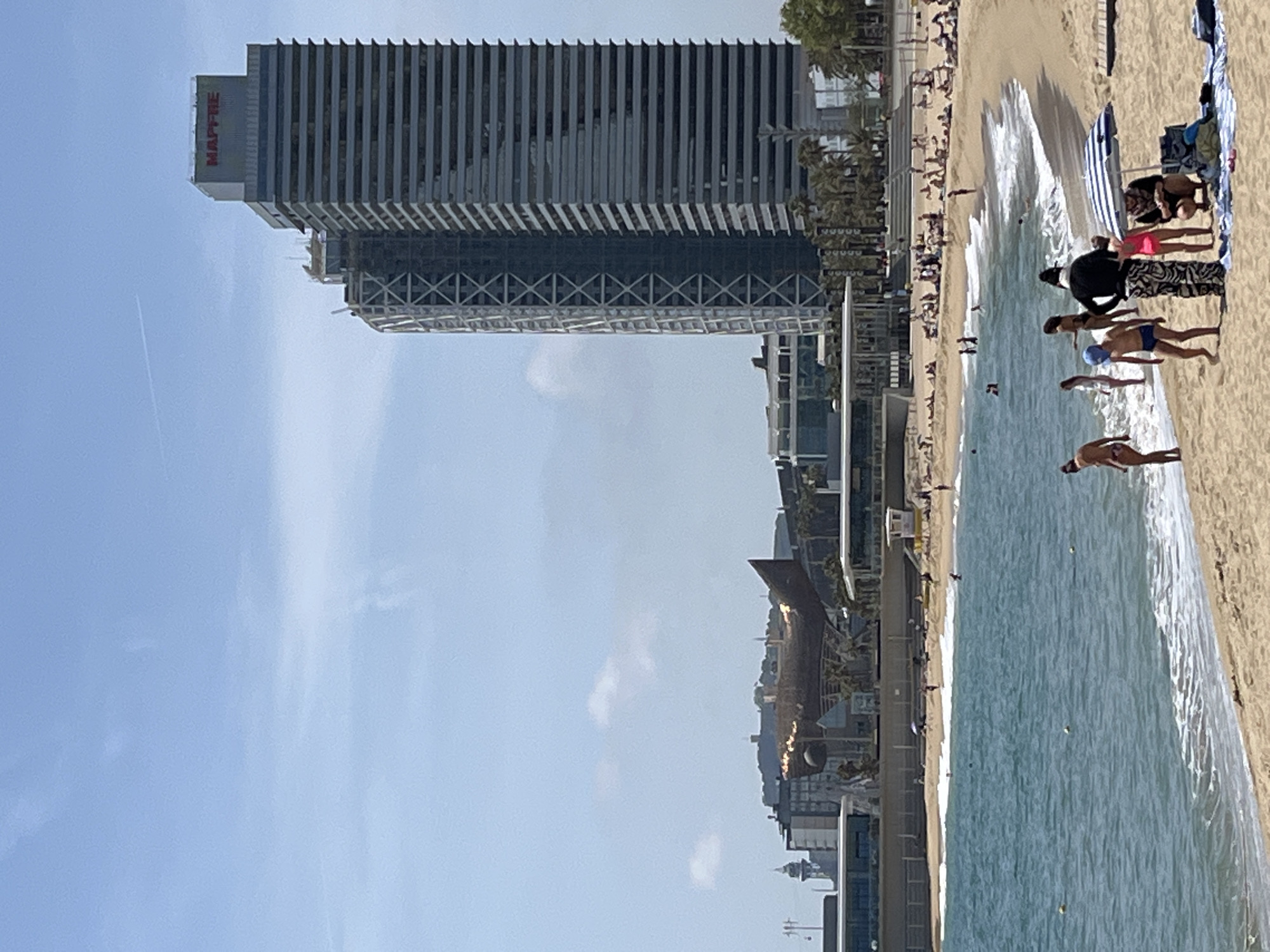 Clear sunny conditions observed at Barcelona beaches Friday morning