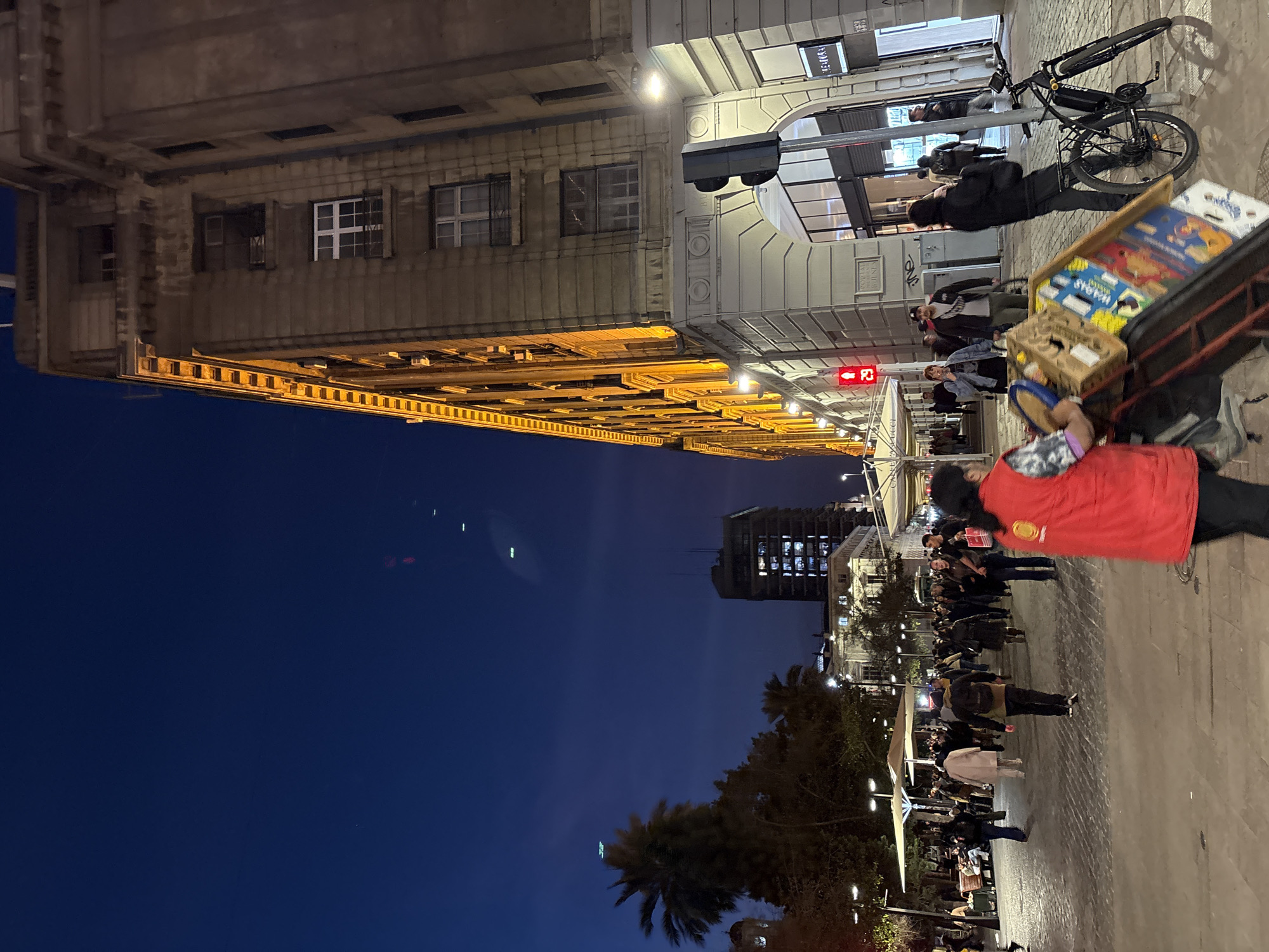 Santiago after dark: street life and outdoor concerts across the city